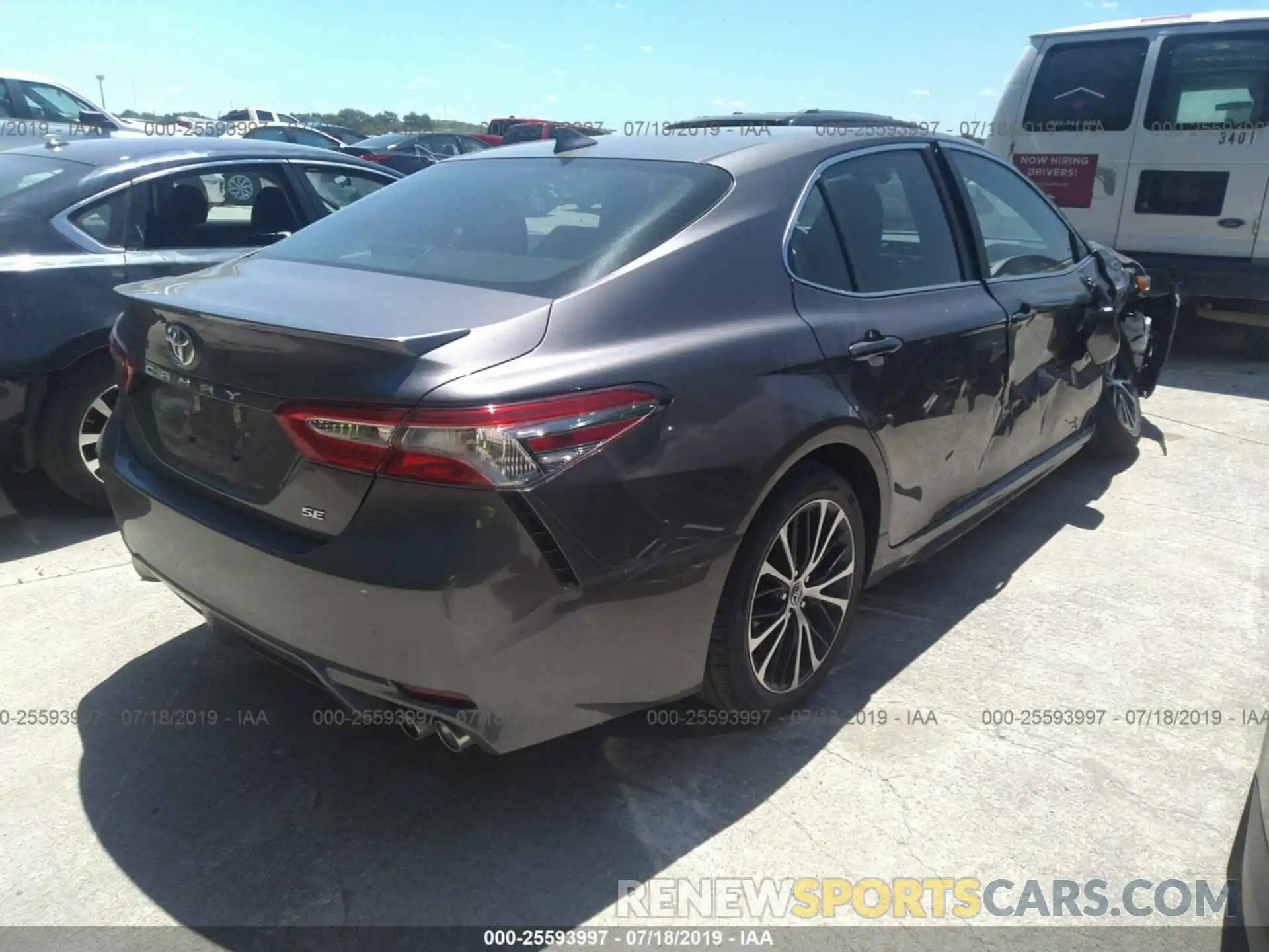 4 Photograph of a damaged car 4T1B11HK9KU254640 TOYOTA CAMRY 2019