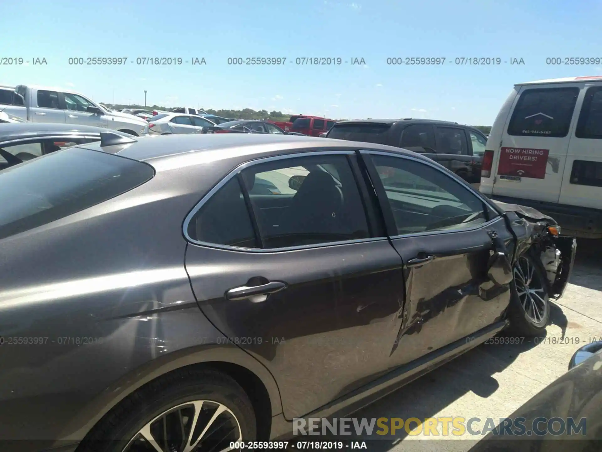 6 Photograph of a damaged car 4T1B11HK9KU254640 TOYOTA CAMRY 2019