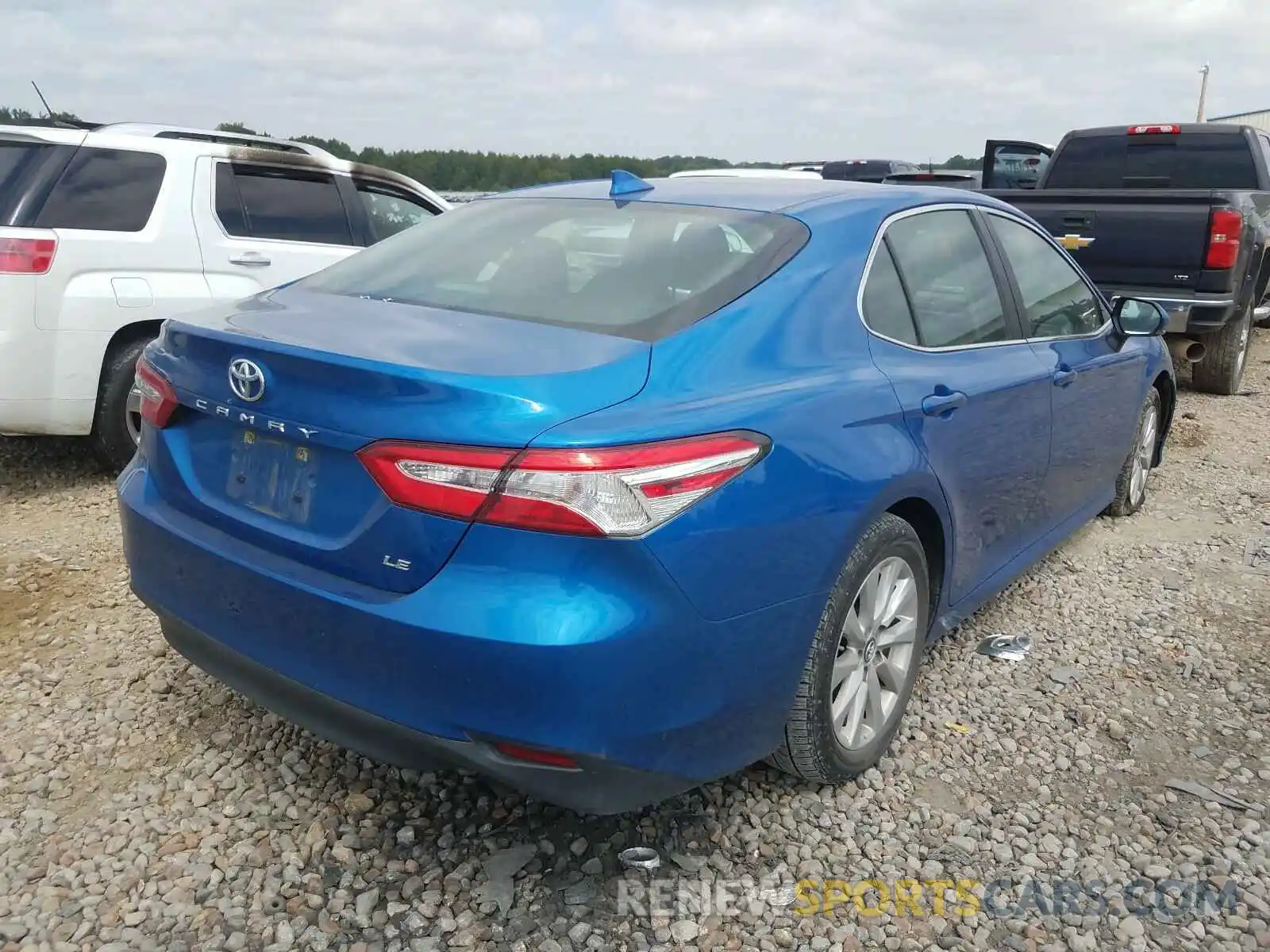 4 Photograph of a damaged car 4T1B11HK9KU255027 TOYOTA CAMRY 2019