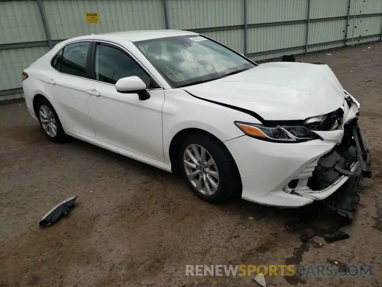 1 Photograph of a damaged car 4T1B11HK9KU255674 TOYOTA CAMRY 2019