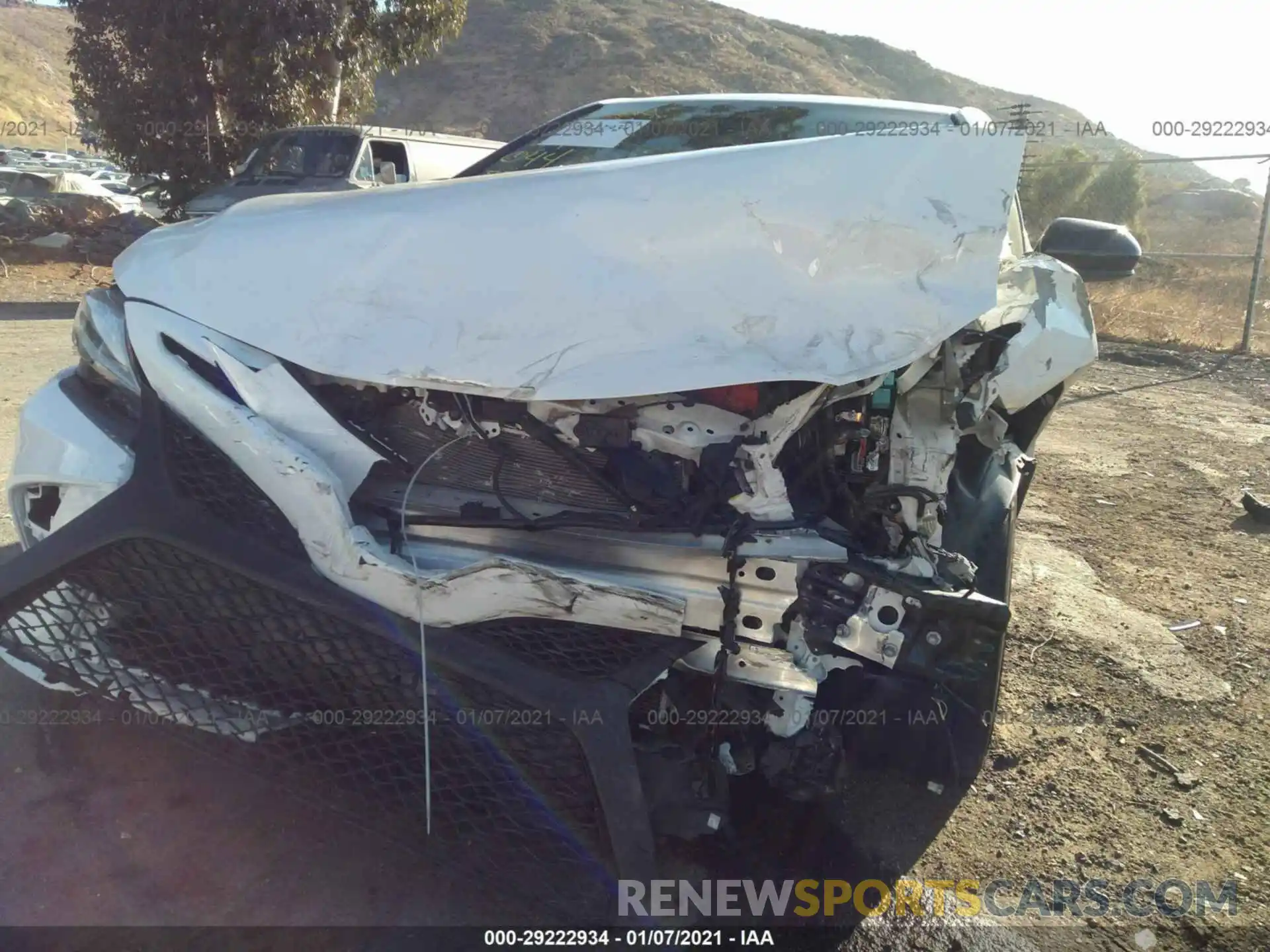 6 Фотография поврежденного автомобиля 4T1B11HK9KU255755 TOYOTA CAMRY 2019