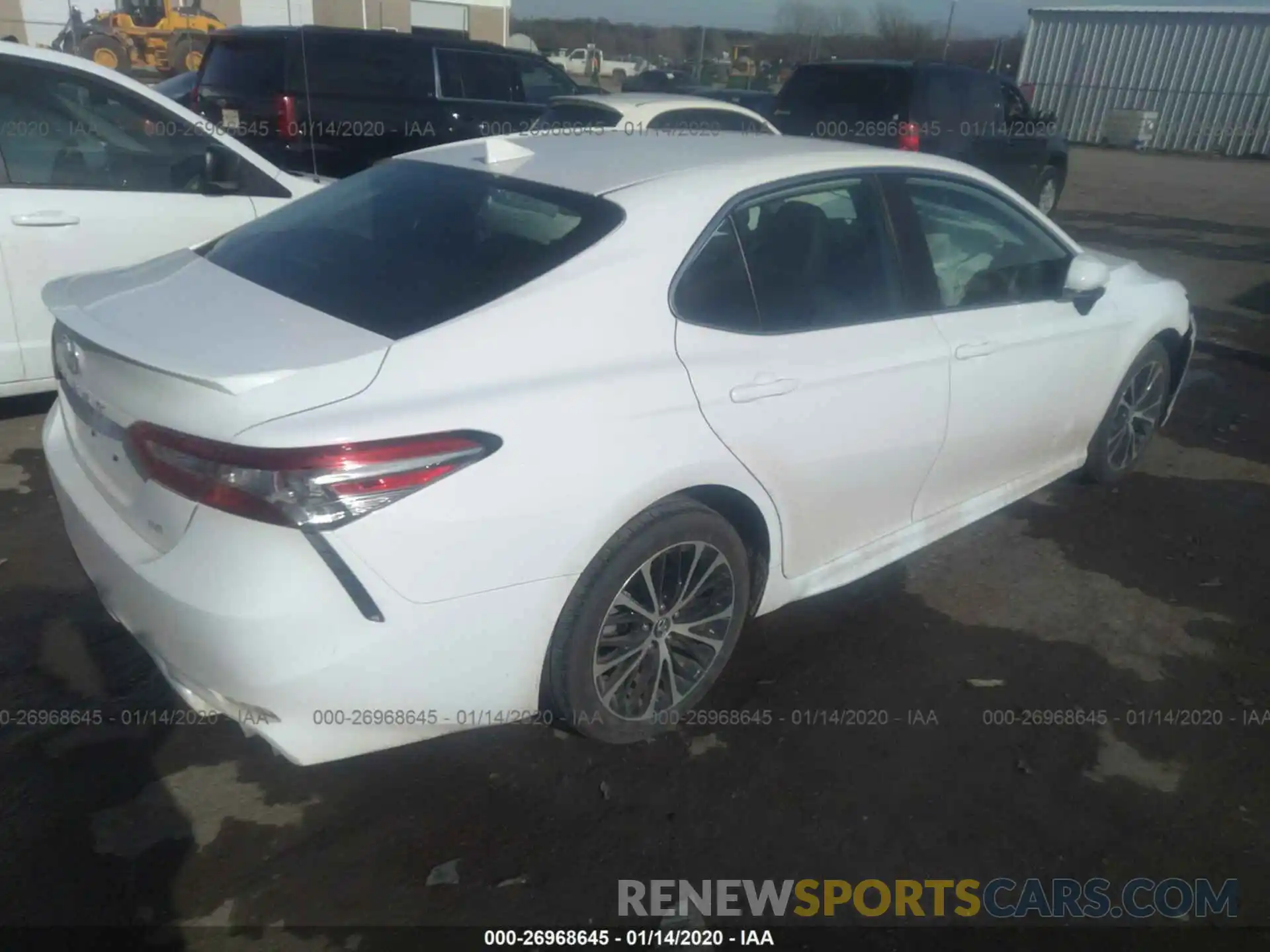 4 Фотография поврежденного автомобиля 4T1B11HK9KU256971 TOYOTA CAMRY 2019