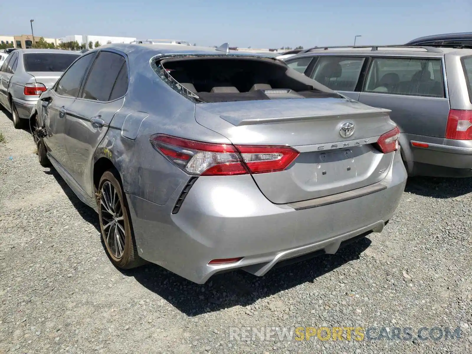 3 Photograph of a damaged car 4T1B11HK9KU258316 TOYOTA CAMRY 2019