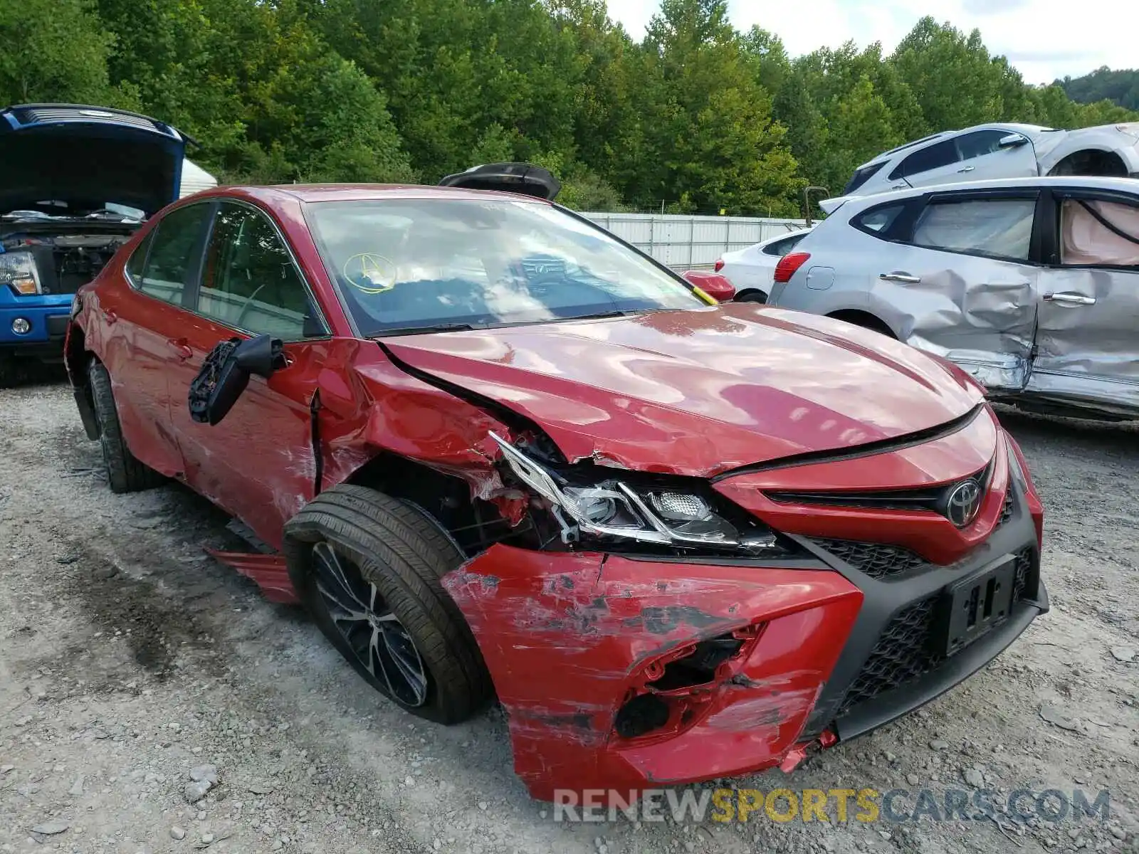 1 Photograph of a damaged car 4T1B11HK9KU258591 TOYOTA CAMRY 2019