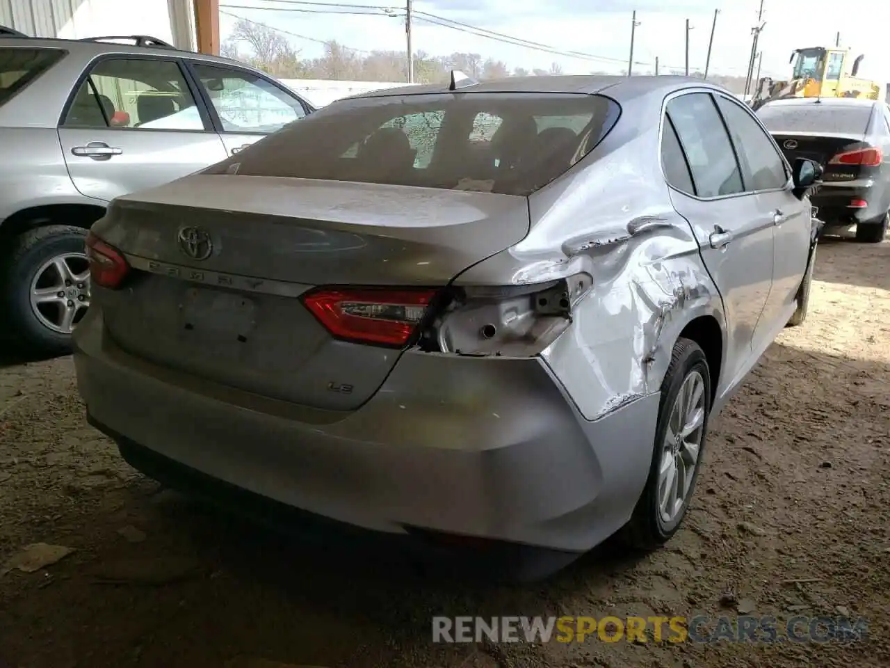 4 Photograph of a damaged car 4T1B11HK9KU258946 TOYOTA CAMRY 2019