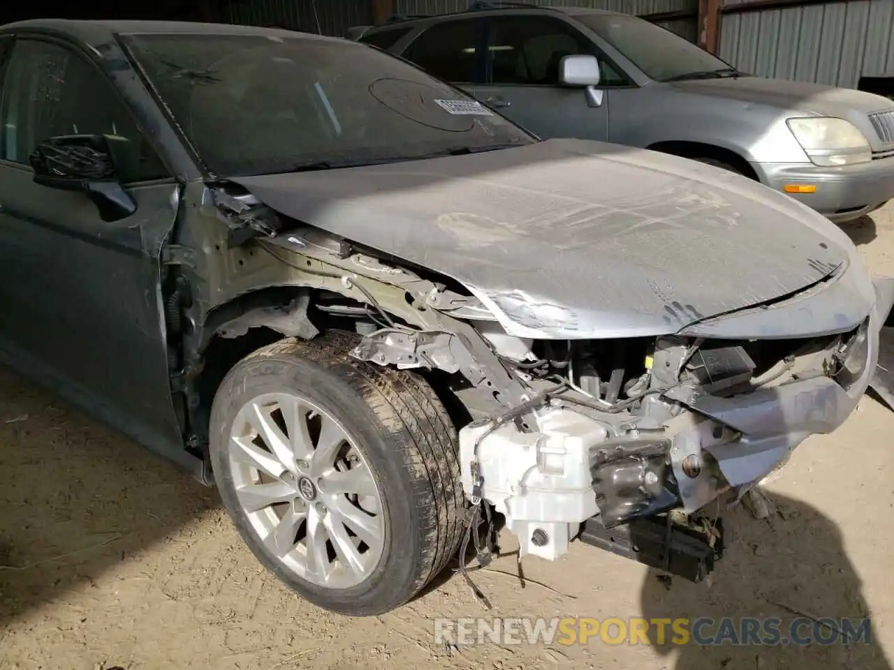 9 Photograph of a damaged car 4T1B11HK9KU258946 TOYOTA CAMRY 2019