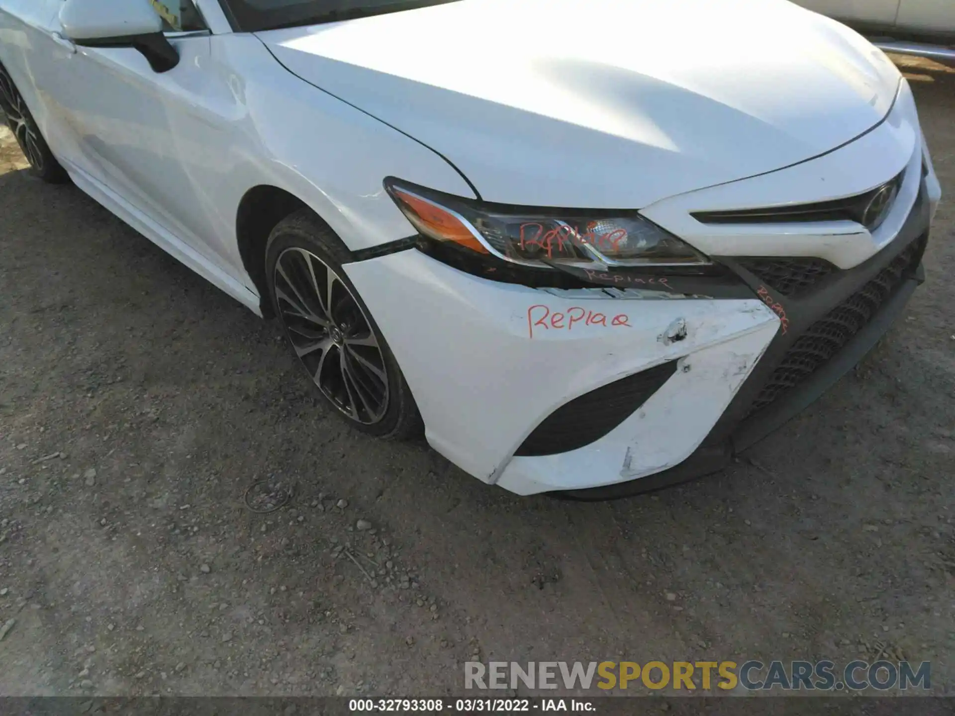 6 Photograph of a damaged car 4T1B11HK9KU259188 TOYOTA CAMRY 2019