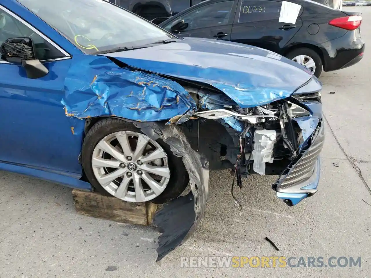 9 Photograph of a damaged car 4T1B11HK9KU259885 TOYOTA CAMRY 2019