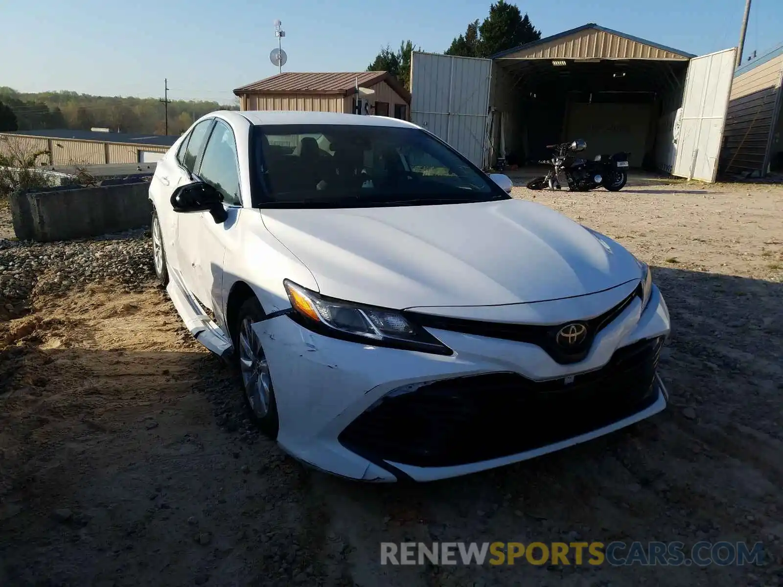 1 Photograph of a damaged car 4T1B11HK9KU260213 TOYOTA CAMRY 2019