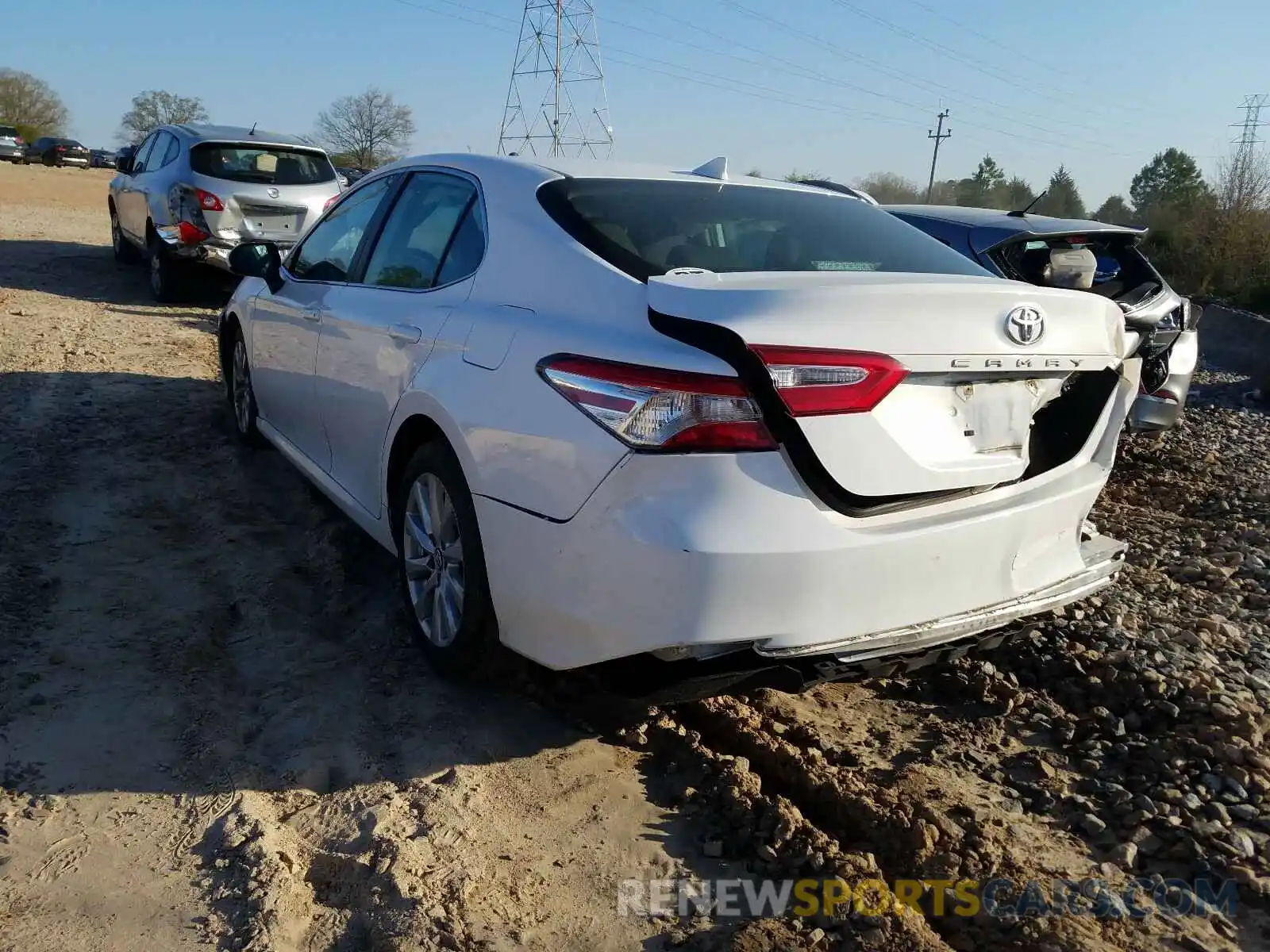 3 Photograph of a damaged car 4T1B11HK9KU260213 TOYOTA CAMRY 2019