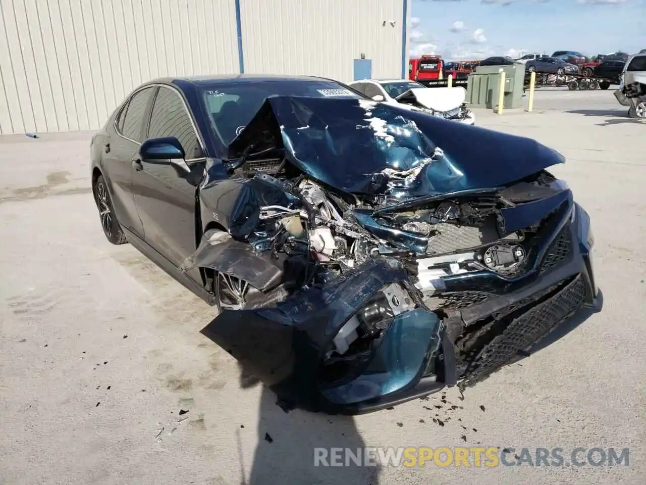 1 Photograph of a damaged car 4T1B11HK9KU260275 TOYOTA CAMRY 2019