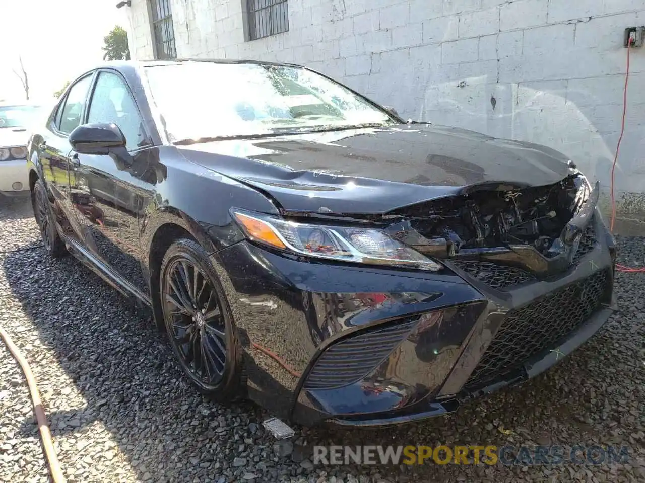 1 Photograph of a damaged car 4T1B11HK9KU260387 TOYOTA CAMRY 2019