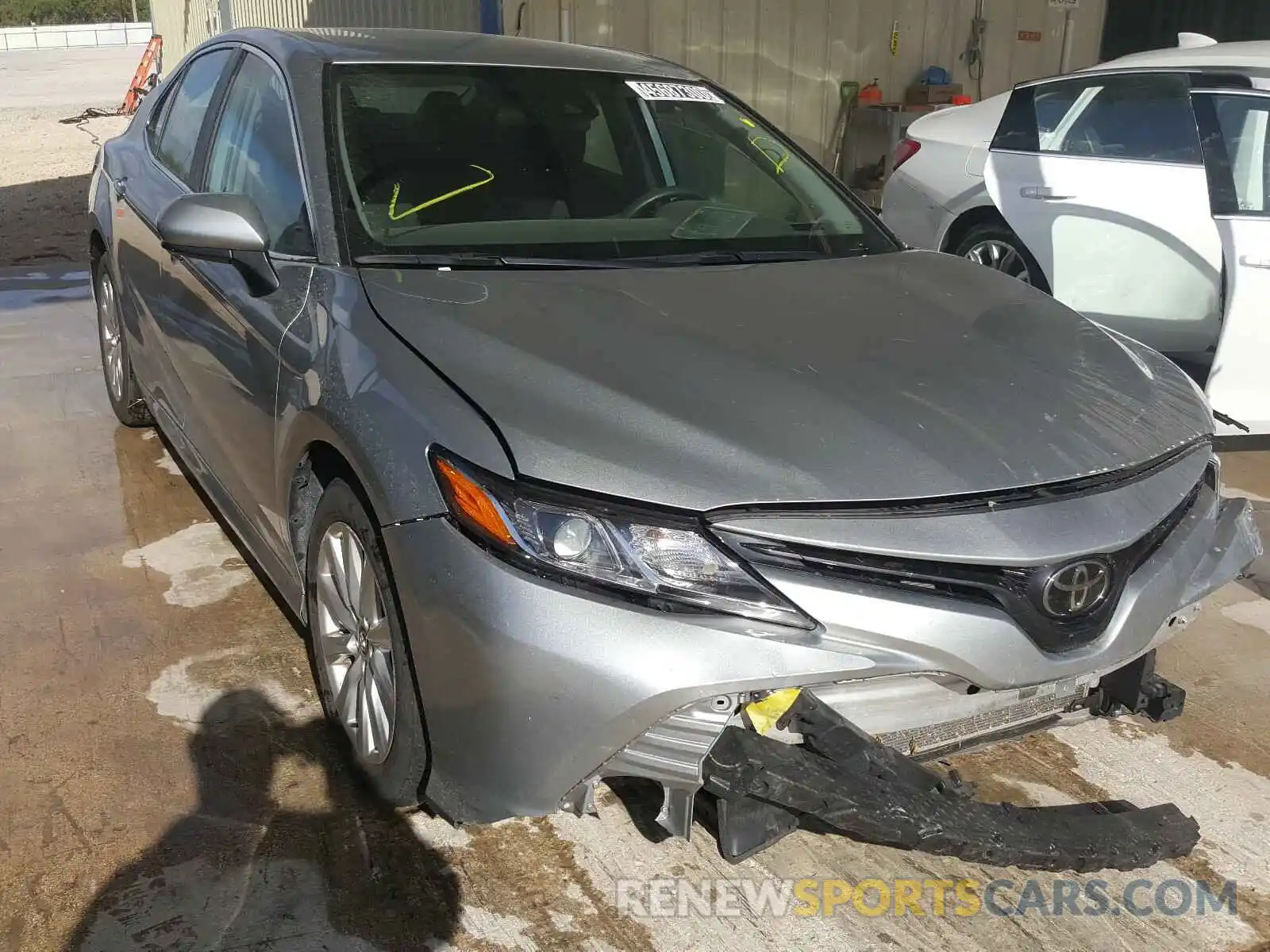 1 Photograph of a damaged car 4T1B11HK9KU260633 TOYOTA CAMRY 2019