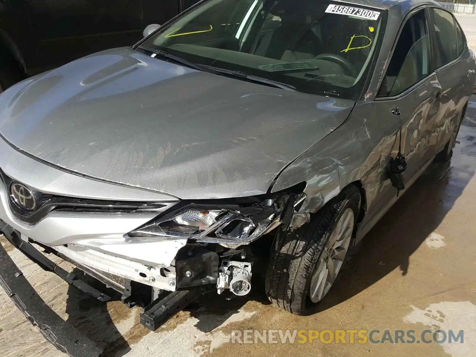 9 Photograph of a damaged car 4T1B11HK9KU260633 TOYOTA CAMRY 2019