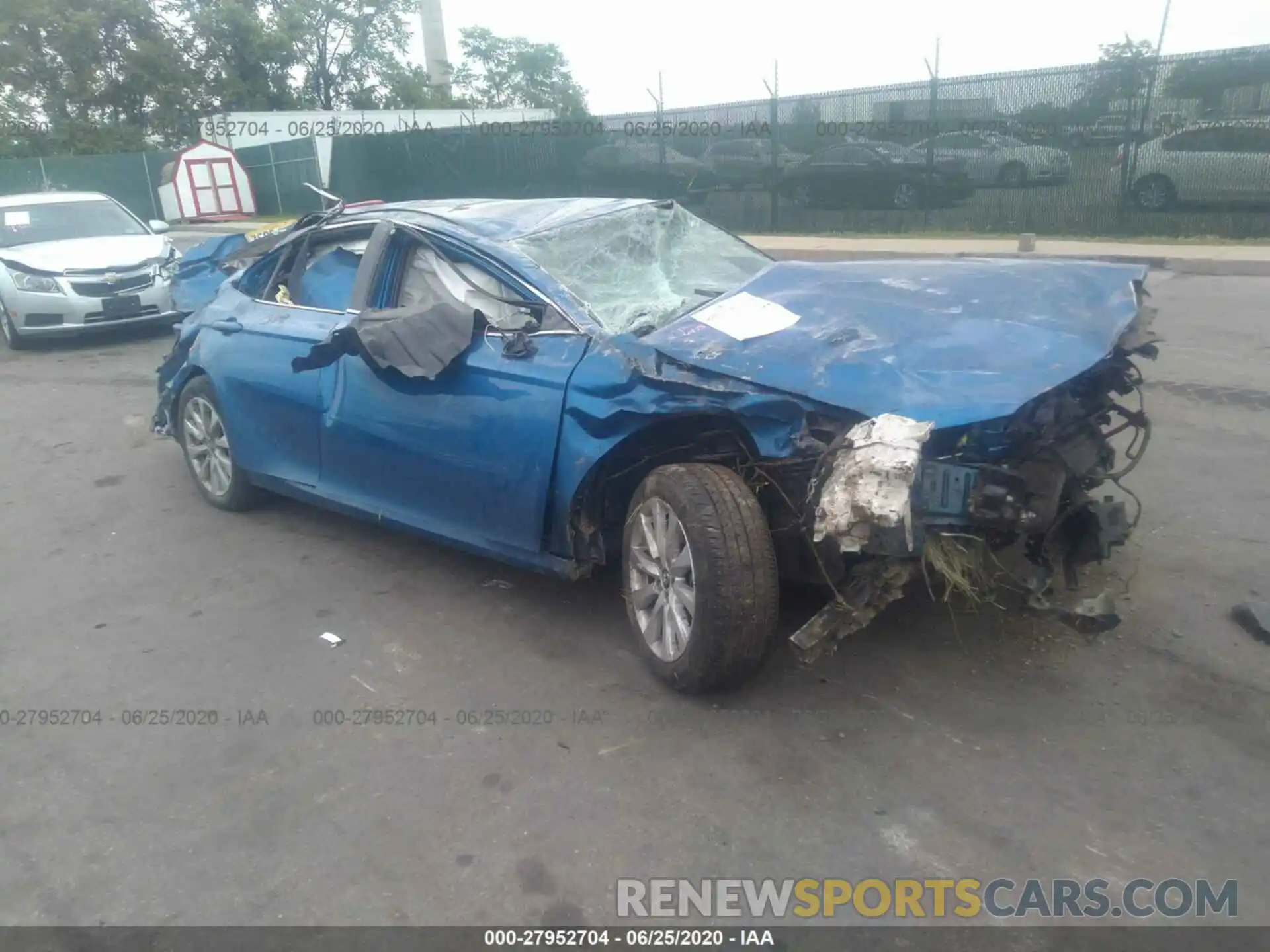 1 Photograph of a damaged car 4T1B11HK9KU261393 TOYOTA CAMRY 2019