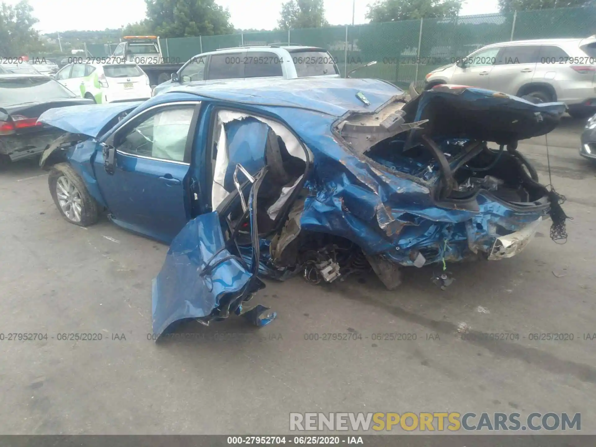 3 Photograph of a damaged car 4T1B11HK9KU261393 TOYOTA CAMRY 2019