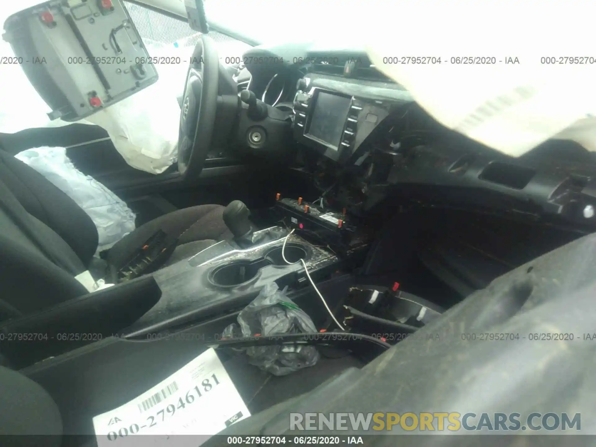 5 Photograph of a damaged car 4T1B11HK9KU261393 TOYOTA CAMRY 2019