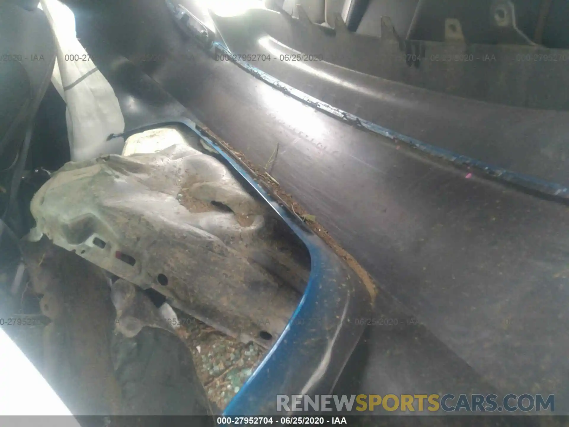 8 Photograph of a damaged car 4T1B11HK9KU261393 TOYOTA CAMRY 2019