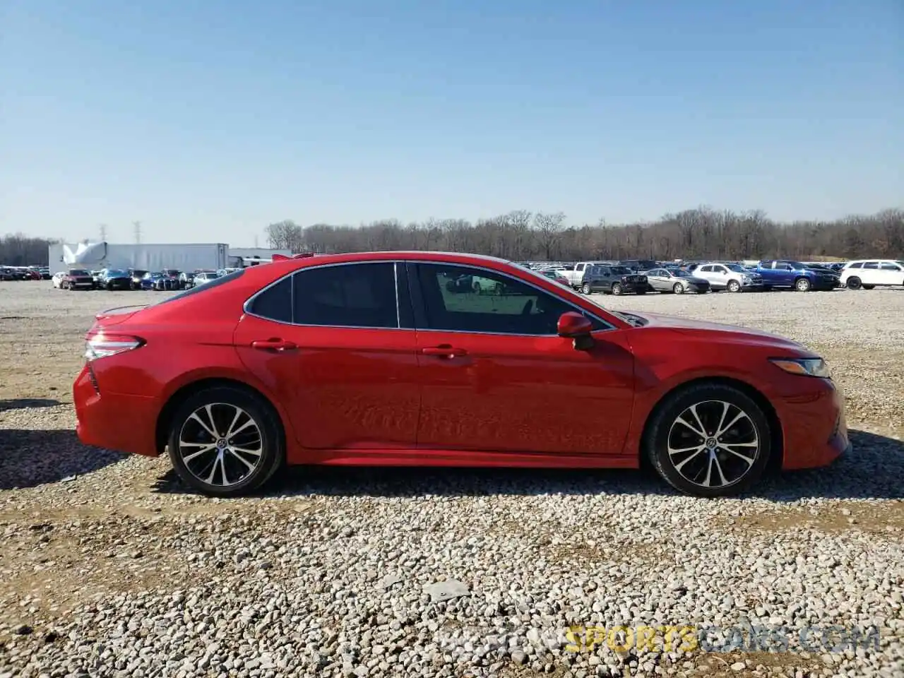 9 Photograph of a damaged car 4T1B11HK9KU262009 TOYOTA CAMRY 2019