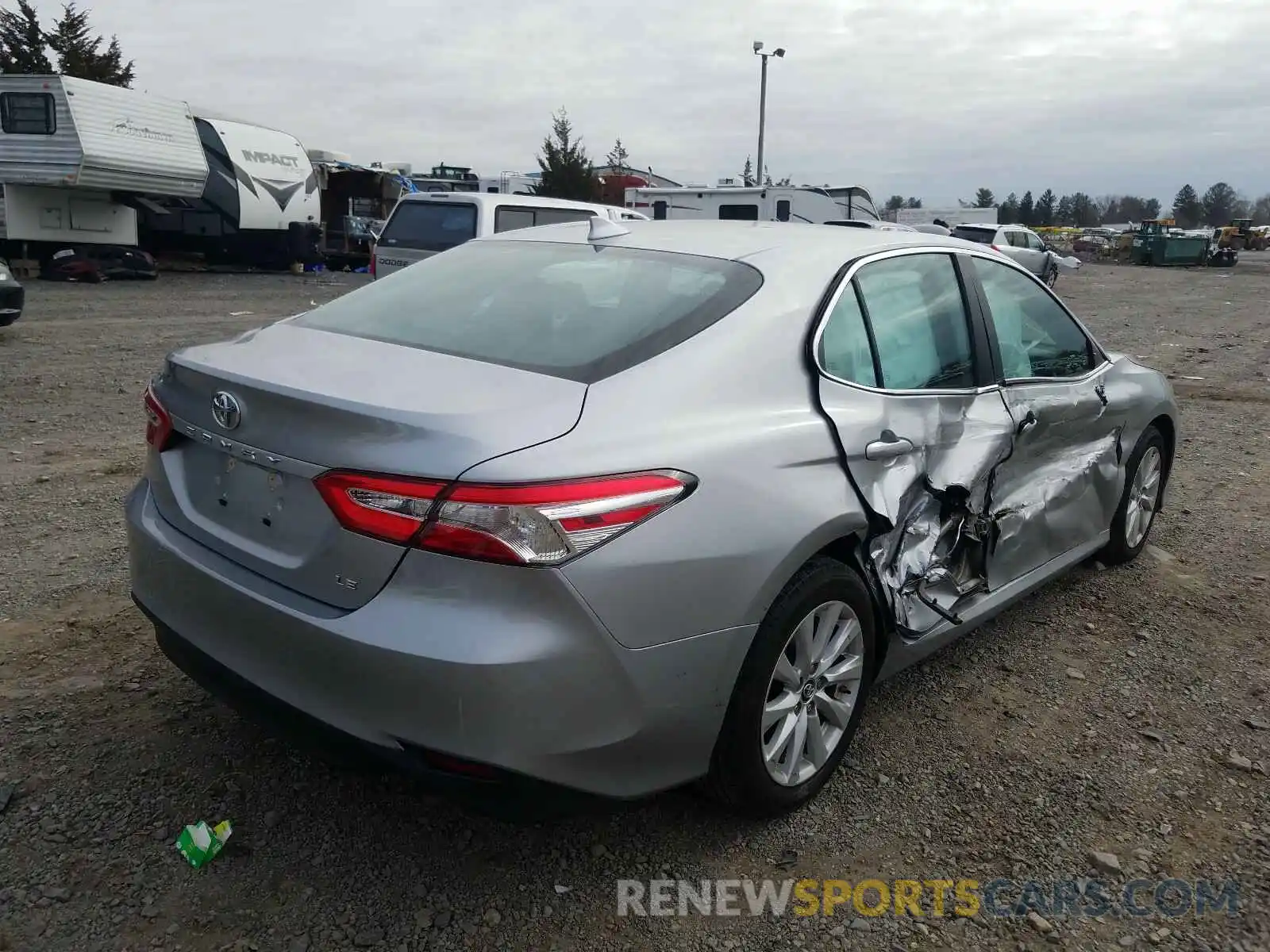 4 Фотография поврежденного автомобиля 4T1B11HK9KU263399 TOYOTA CAMRY 2019