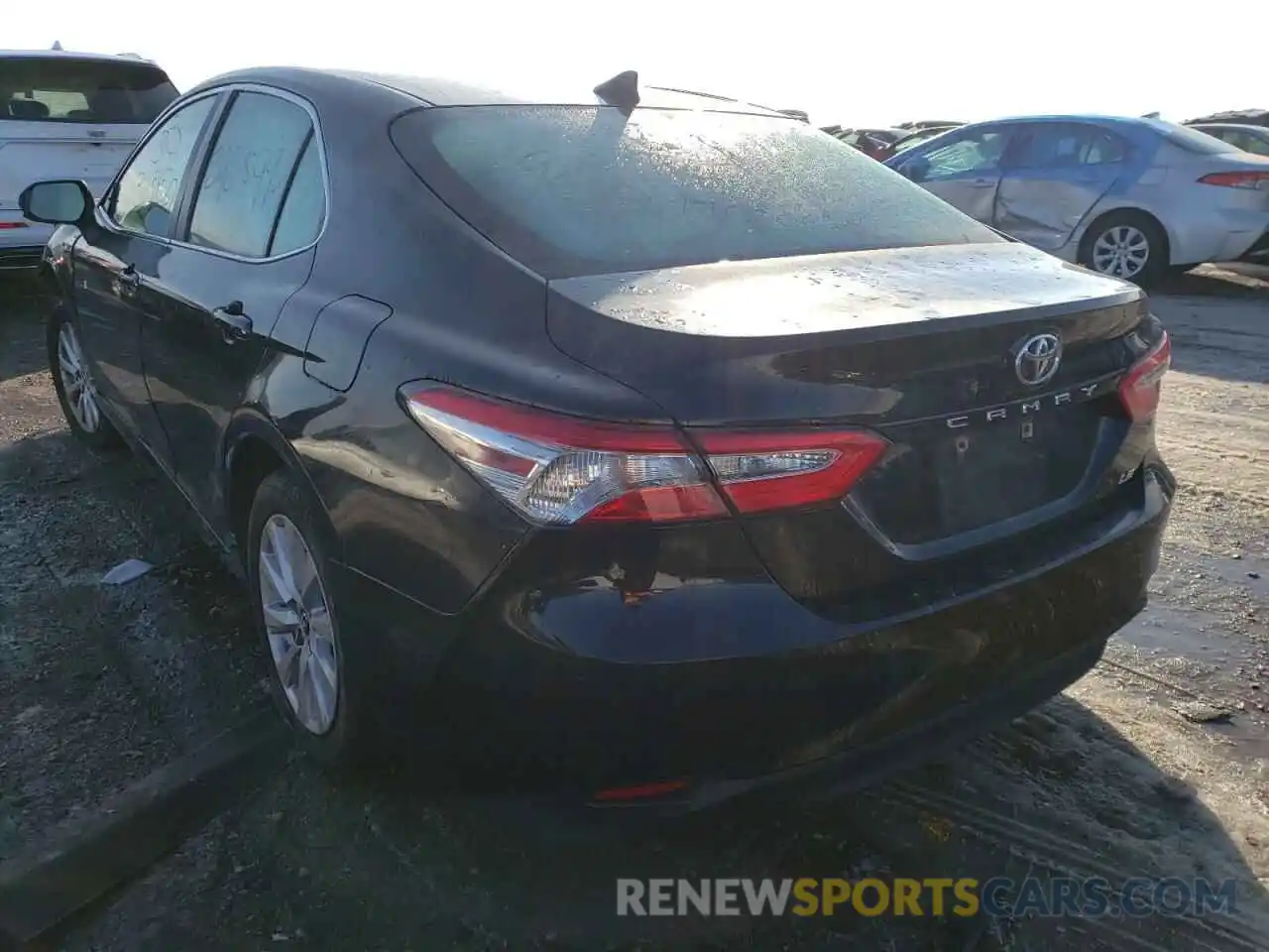 3 Photograph of a damaged car 4T1B11HK9KU263709 TOYOTA CAMRY 2019