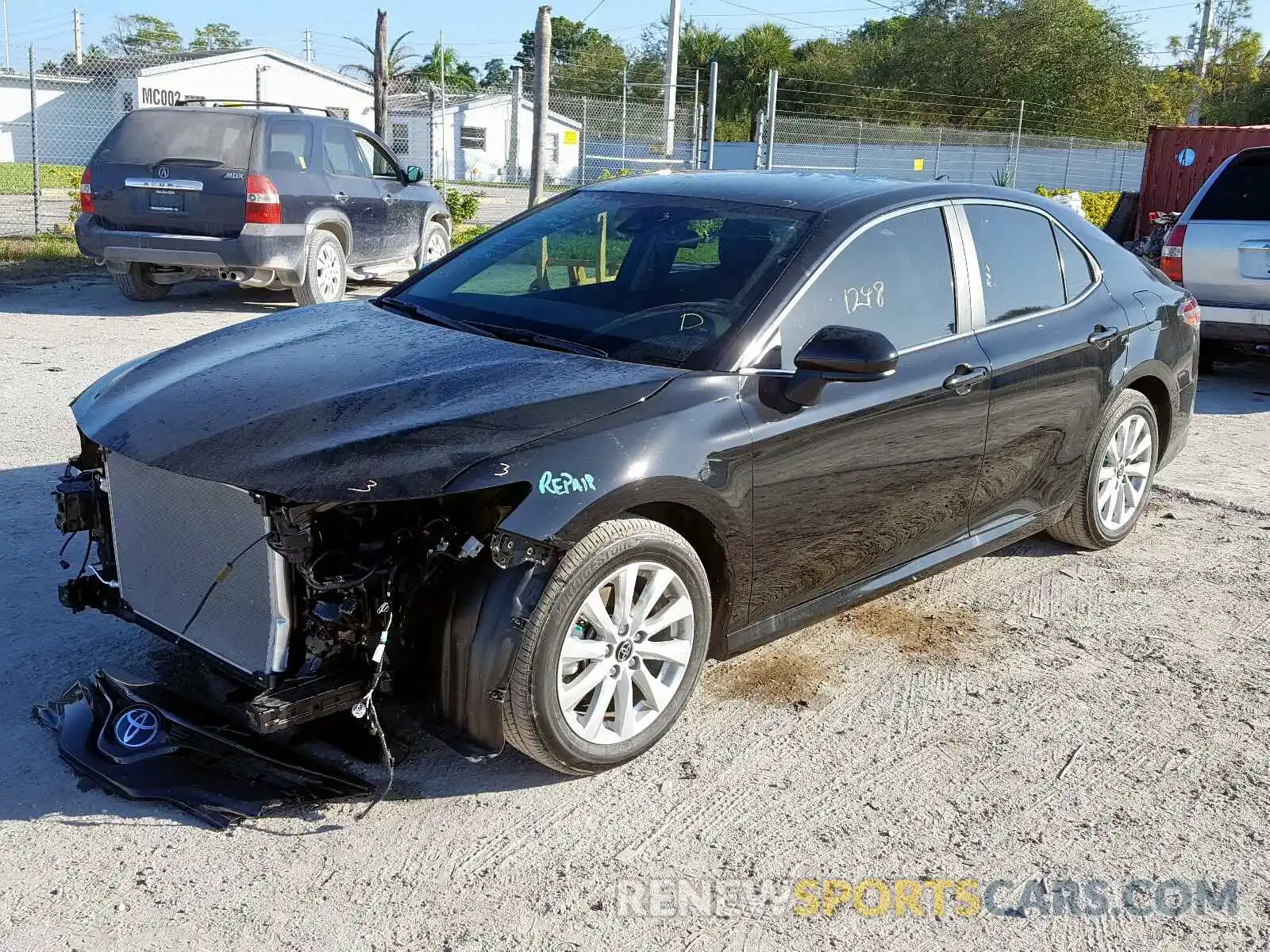 2 Photograph of a damaged car 4T1B11HK9KU265444 TOYOTA CAMRY 2019