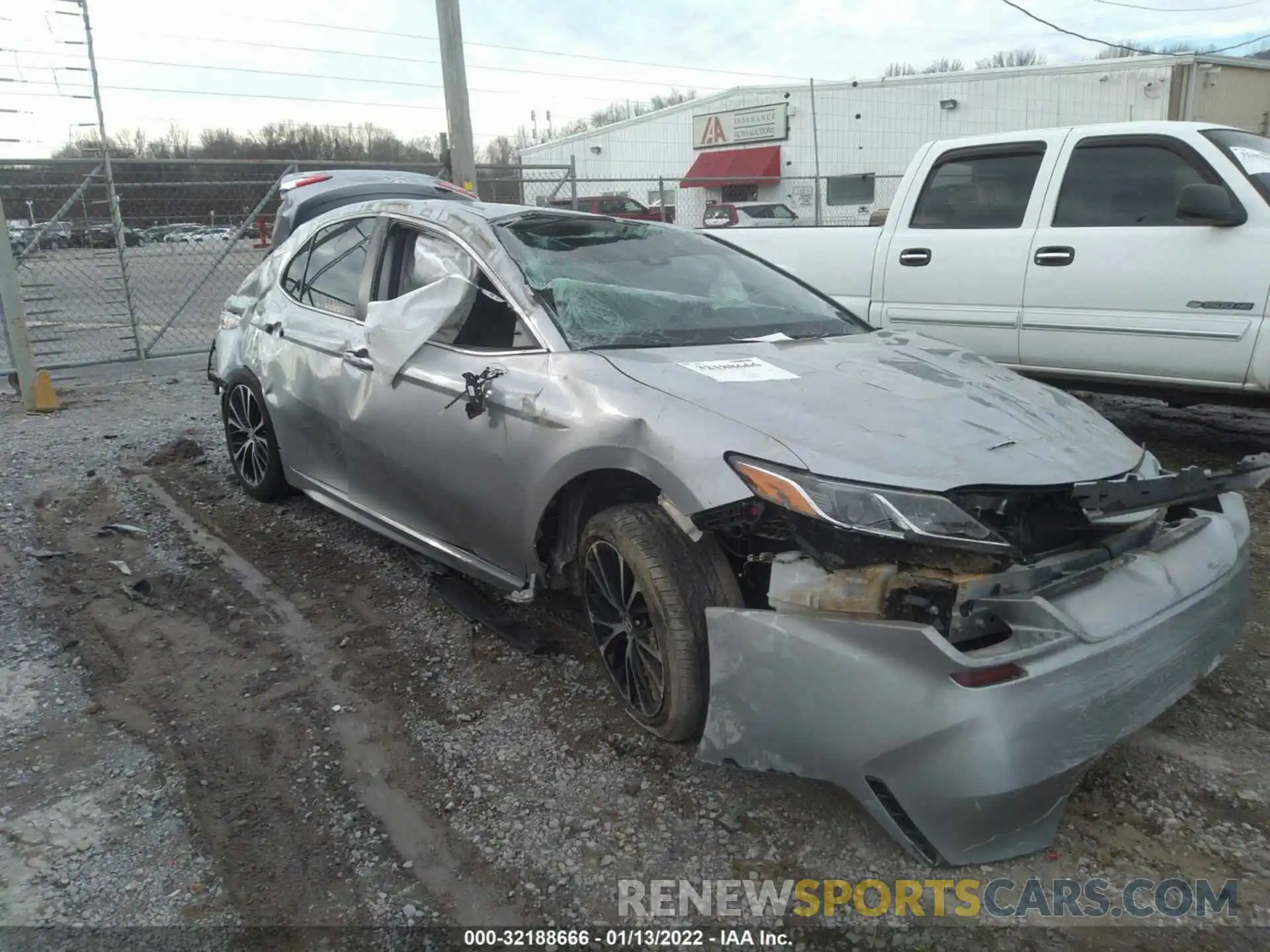 6 Photograph of a damaged car 4T1B11HK9KU266657 TOYOTA CAMRY 2019