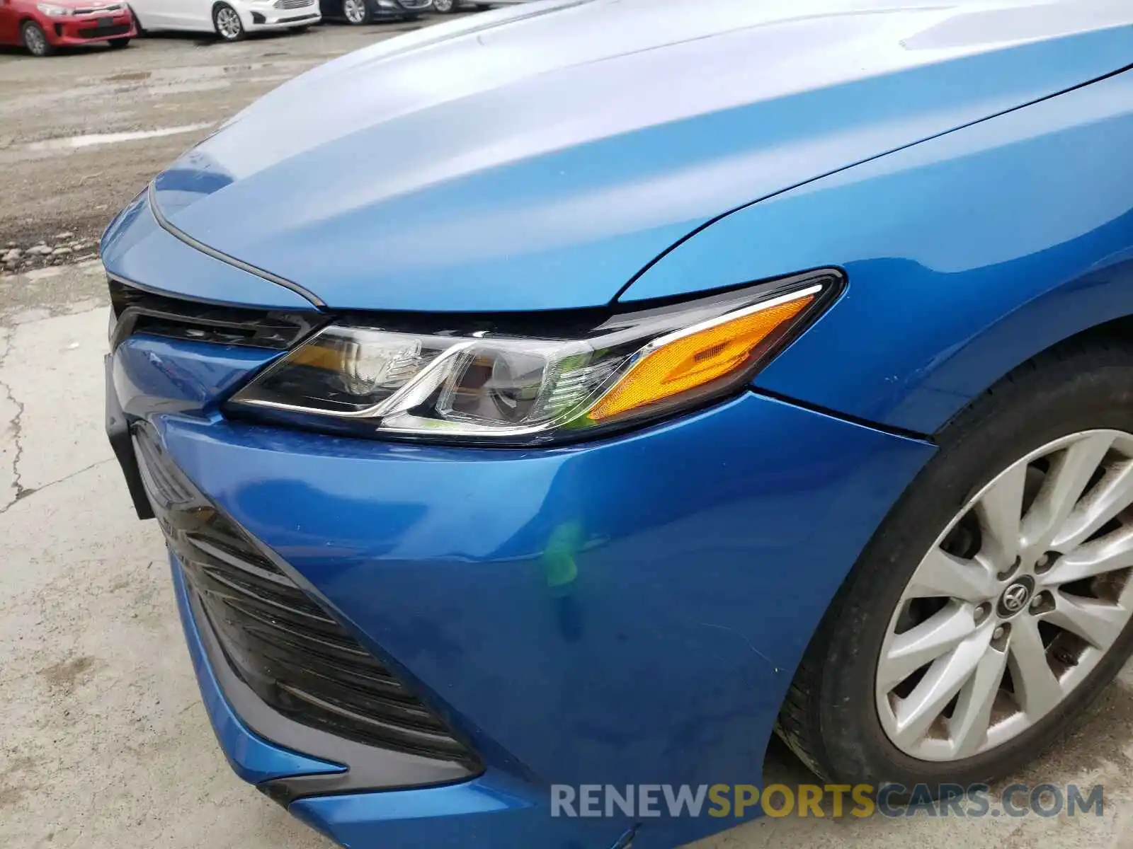 9 Photograph of a damaged car 4T1B11HK9KU266660 TOYOTA CAMRY 2019