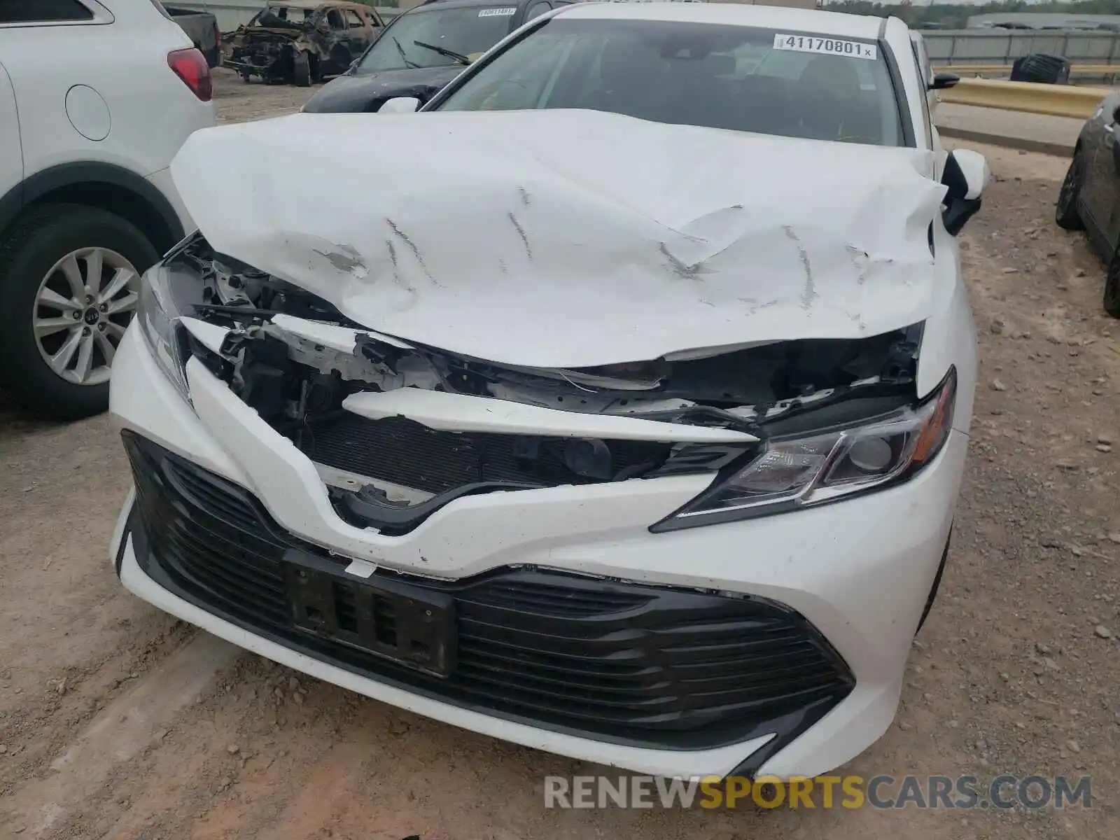 9 Photograph of a damaged car 4T1B11HK9KU267999 TOYOTA CAMRY 2019