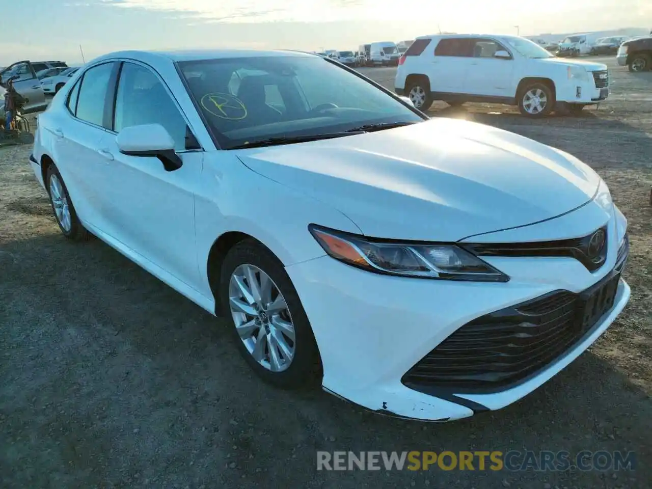 1 Photograph of a damaged car 4T1B11HK9KU269090 TOYOTA CAMRY 2019