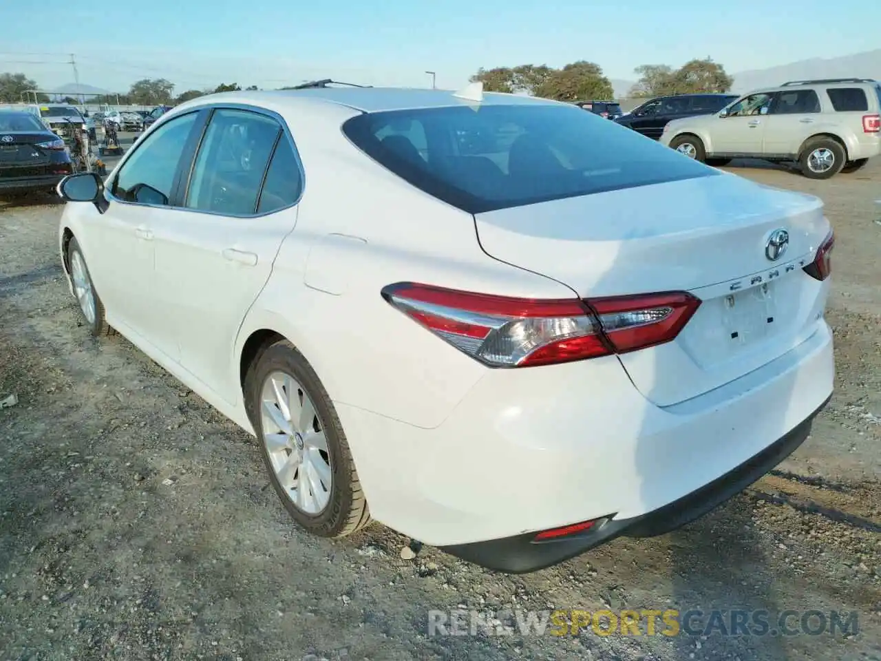 3 Photograph of a damaged car 4T1B11HK9KU269090 TOYOTA CAMRY 2019