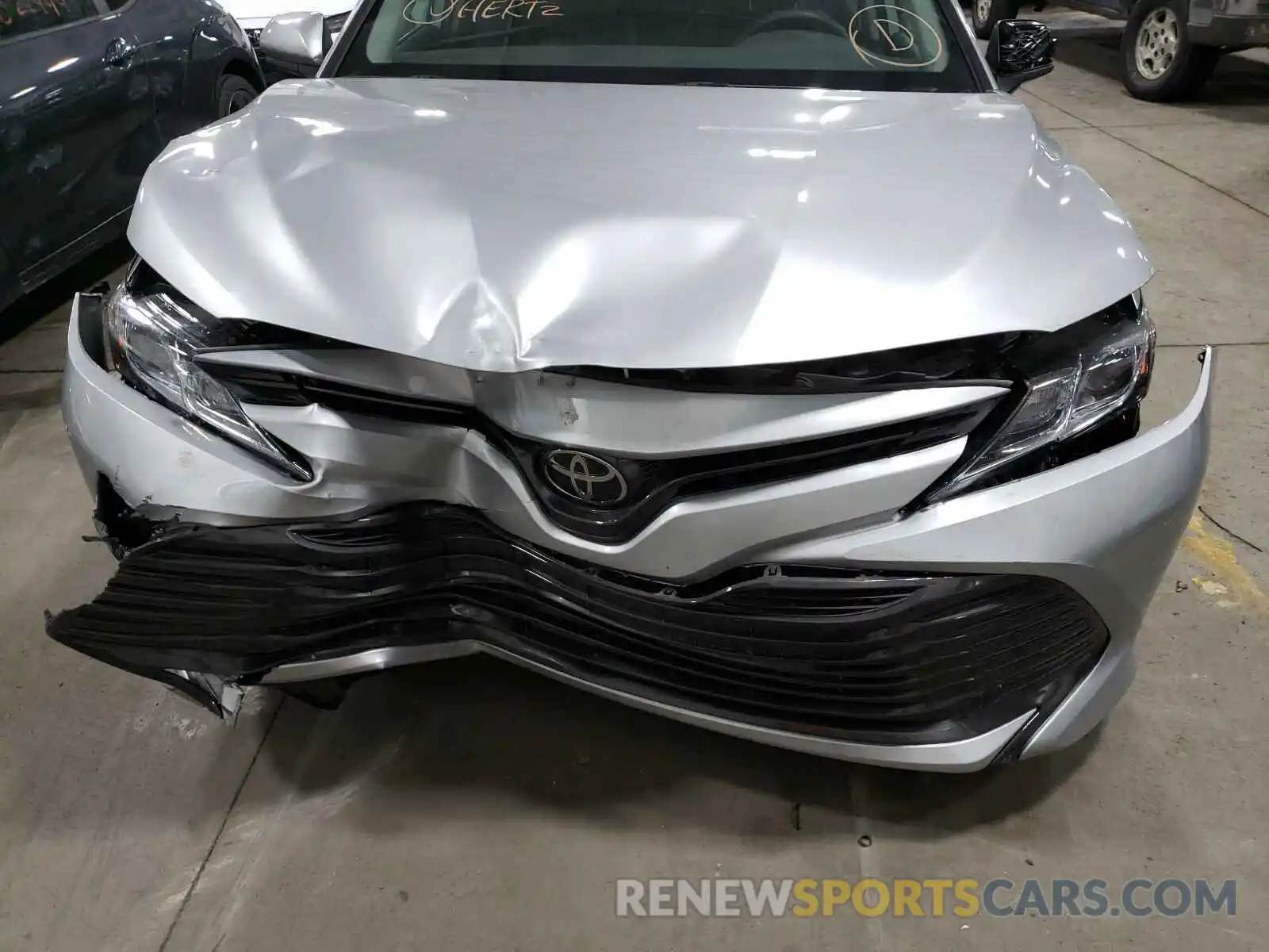 9 Photograph of a damaged car 4T1B11HK9KU269123 TOYOTA CAMRY 2019