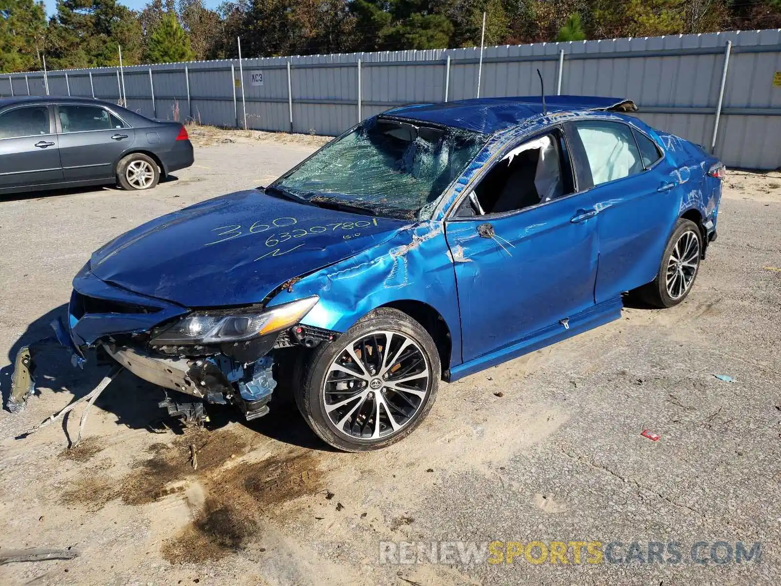 2 Photograph of a damaged car 4T1B11HK9KU269347 TOYOTA CAMRY 2019