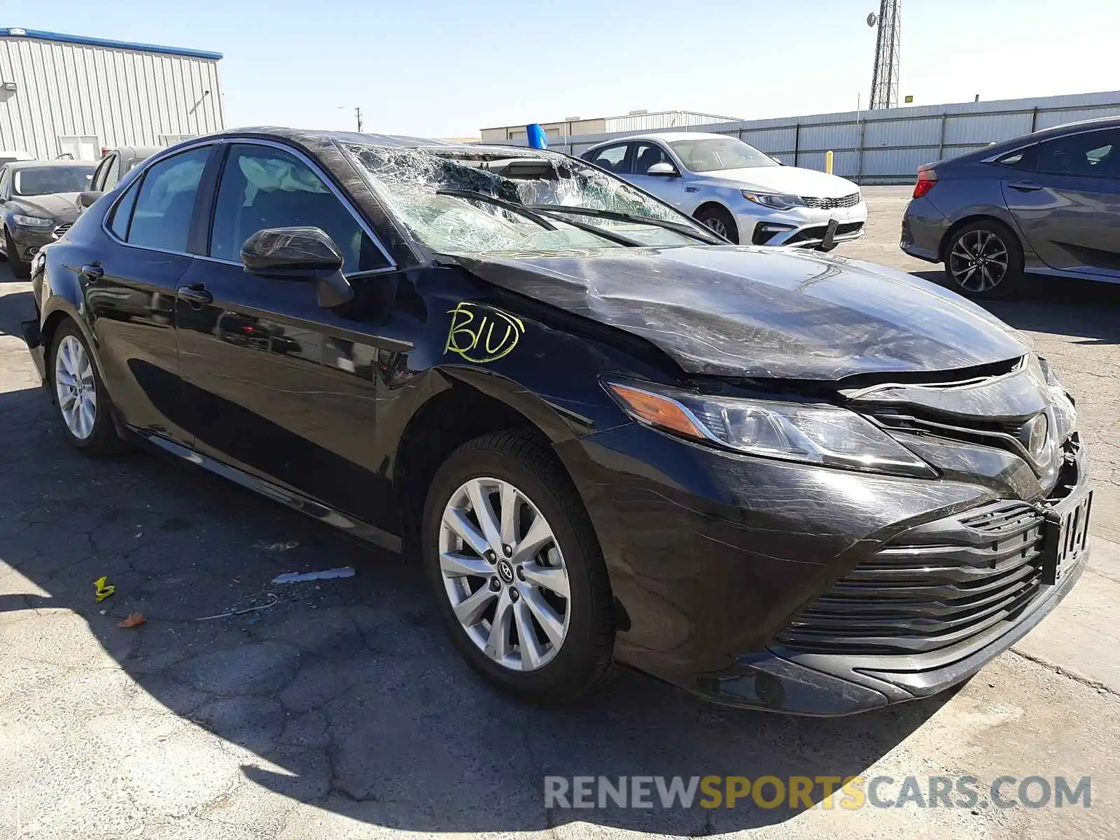 1 Photograph of a damaged car 4T1B11HK9KU270269 TOYOTA CAMRY 2019