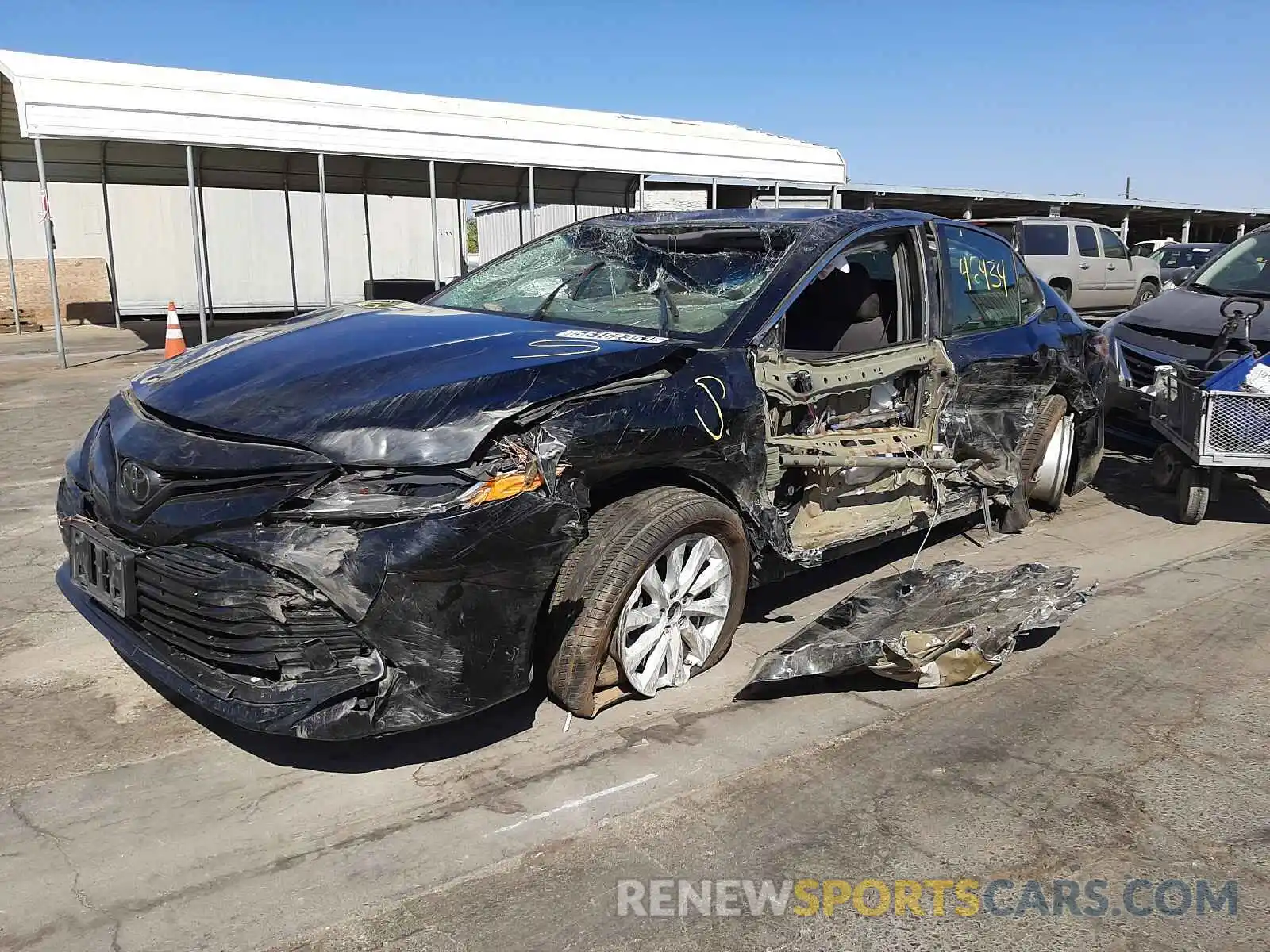 2 Photograph of a damaged car 4T1B11HK9KU270269 TOYOTA CAMRY 2019