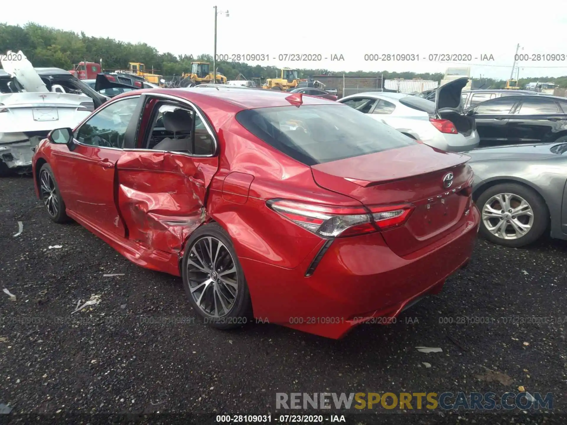 3 Photograph of a damaged car 4T1B11HK9KU273009 TOYOTA CAMRY 2019