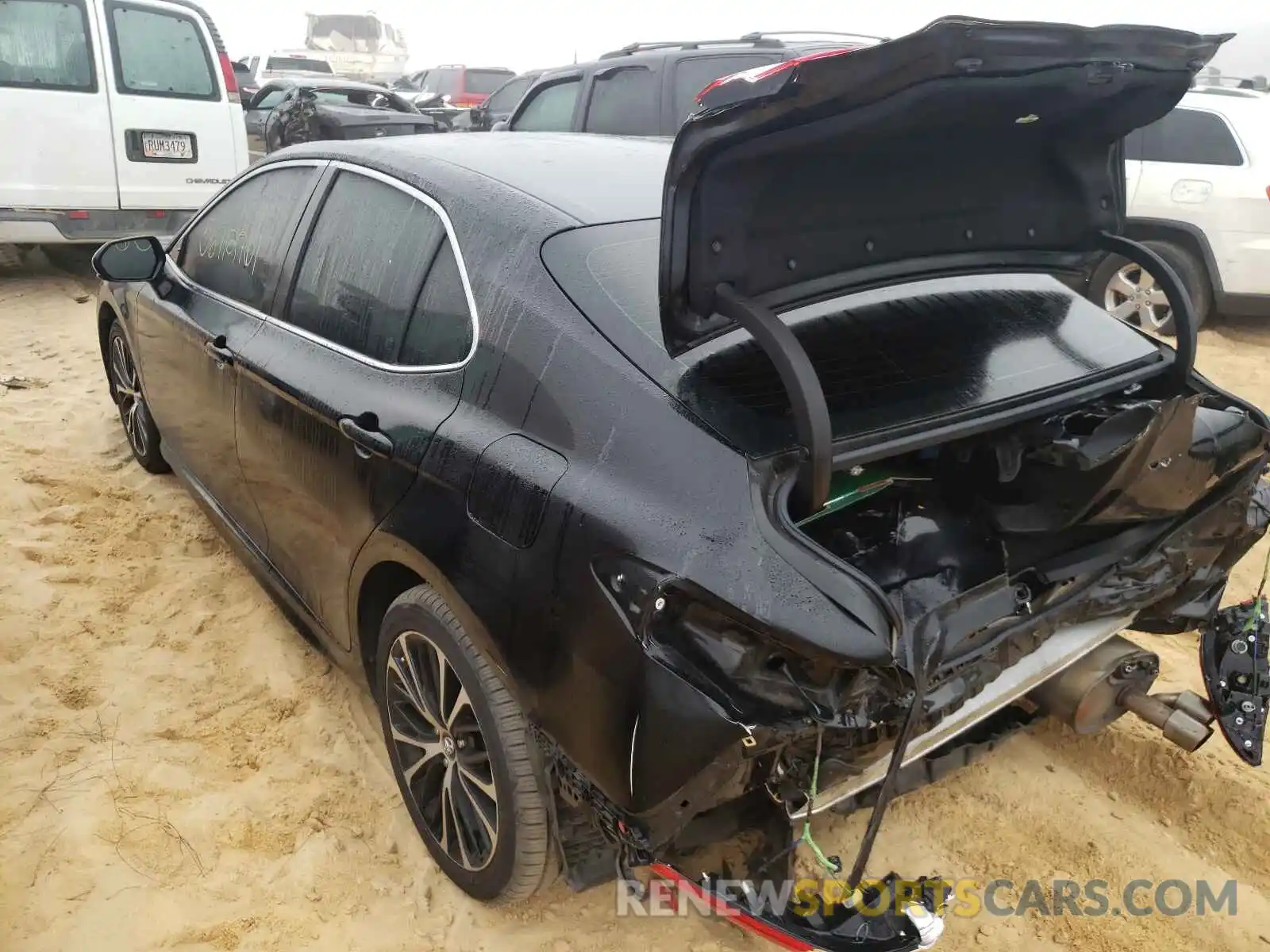 3 Photograph of a damaged car 4T1B11HK9KU273267 TOYOTA CAMRY 2019