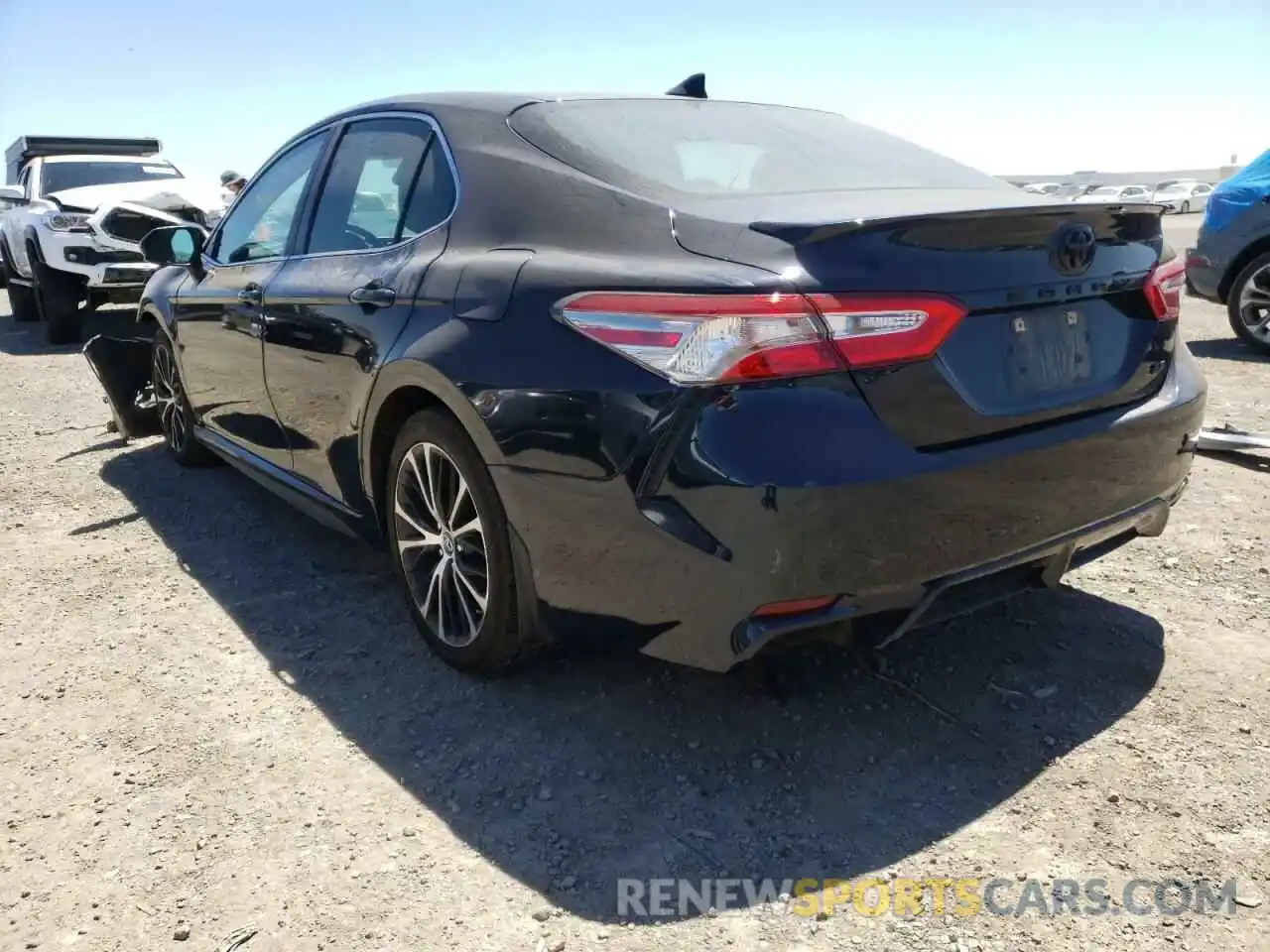 3 Photograph of a damaged car 4T1B11HK9KU273575 TOYOTA CAMRY 2019