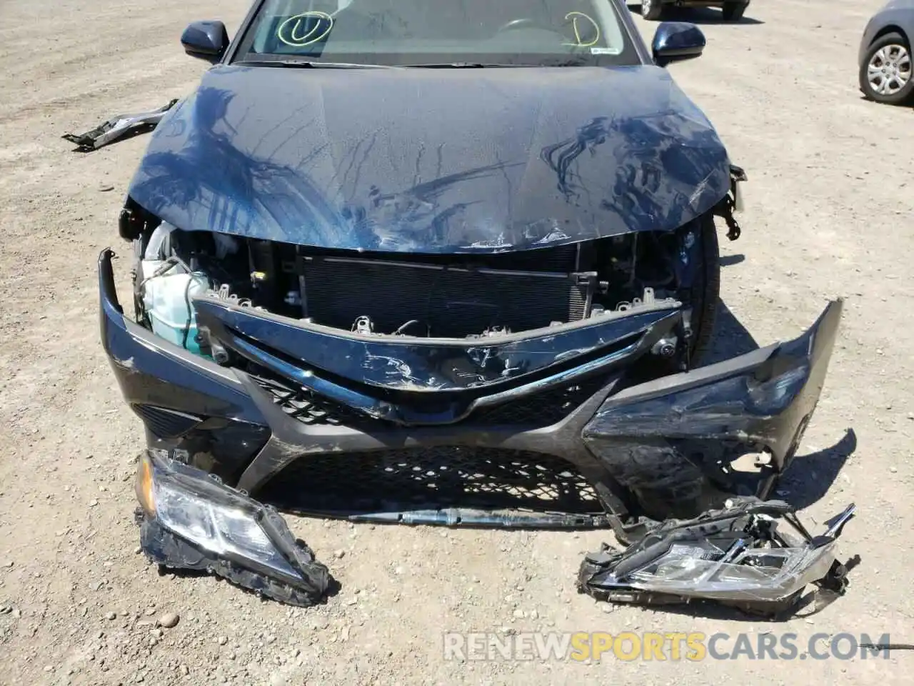 9 Photograph of a damaged car 4T1B11HK9KU273575 TOYOTA CAMRY 2019