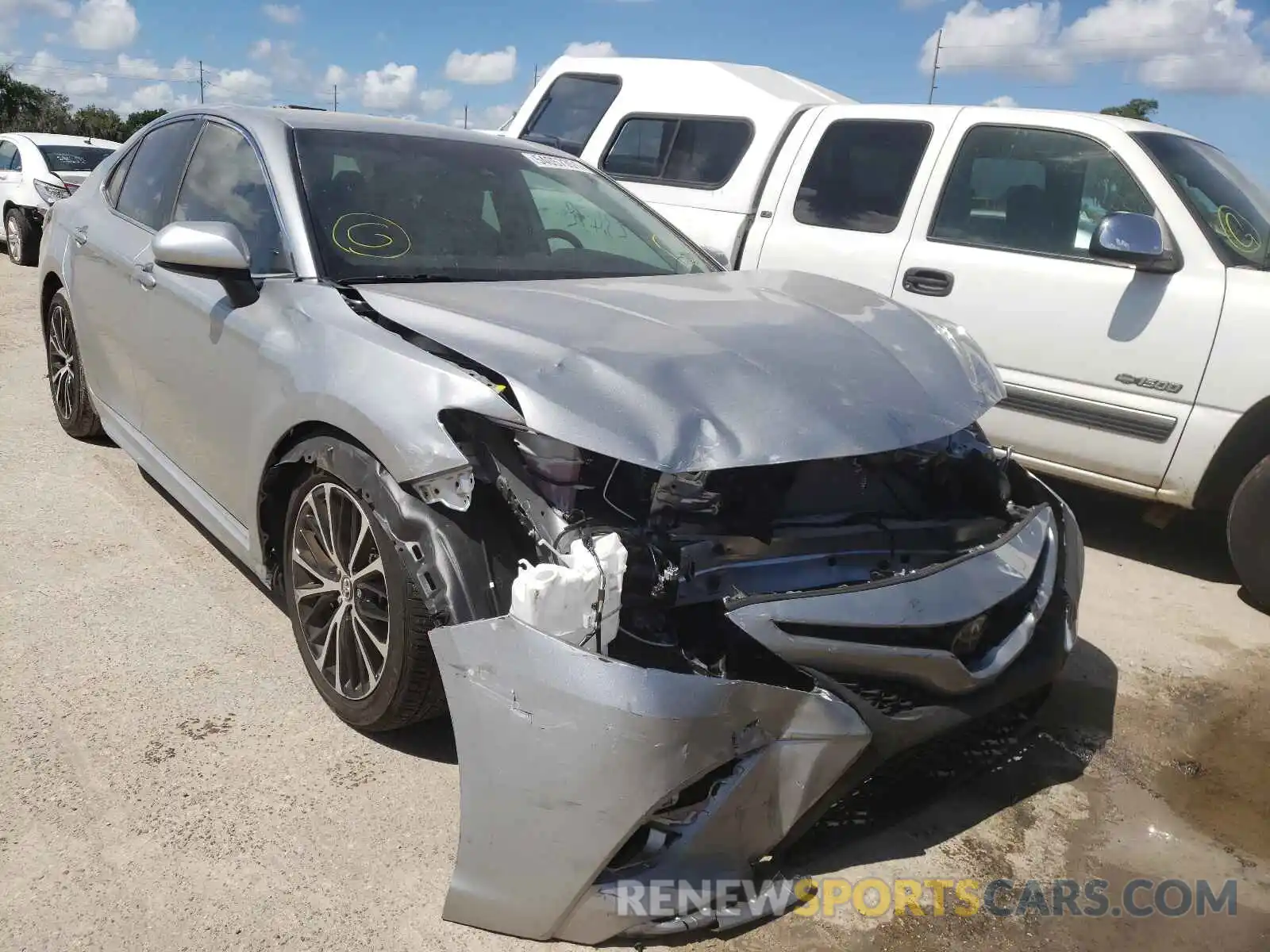 1 Photograph of a damaged car 4T1B11HK9KU273608 TOYOTA CAMRY 2019