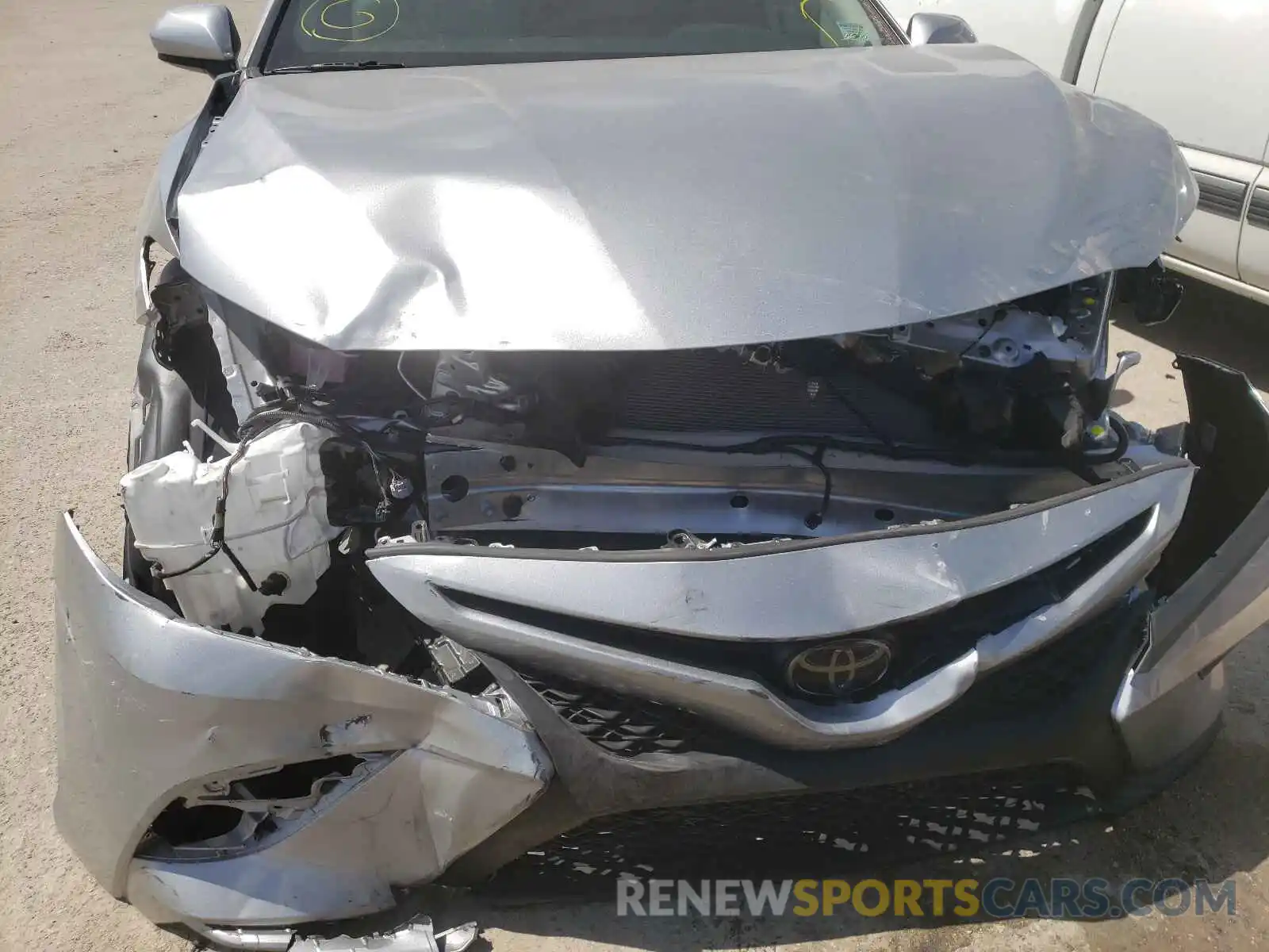 9 Photograph of a damaged car 4T1B11HK9KU273608 TOYOTA CAMRY 2019