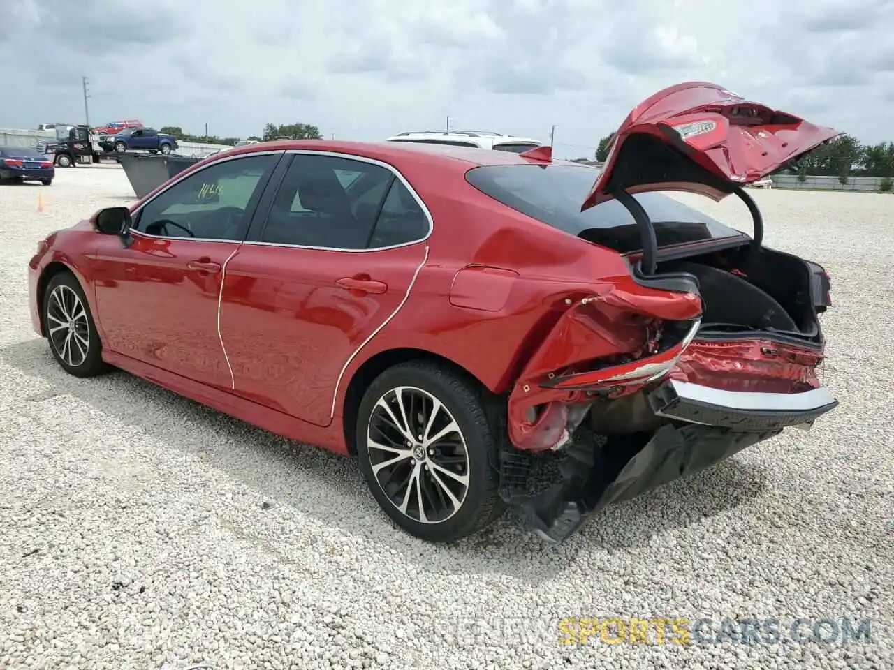 3 Photograph of a damaged car 4T1B11HK9KU273902 TOYOTA CAMRY 2019