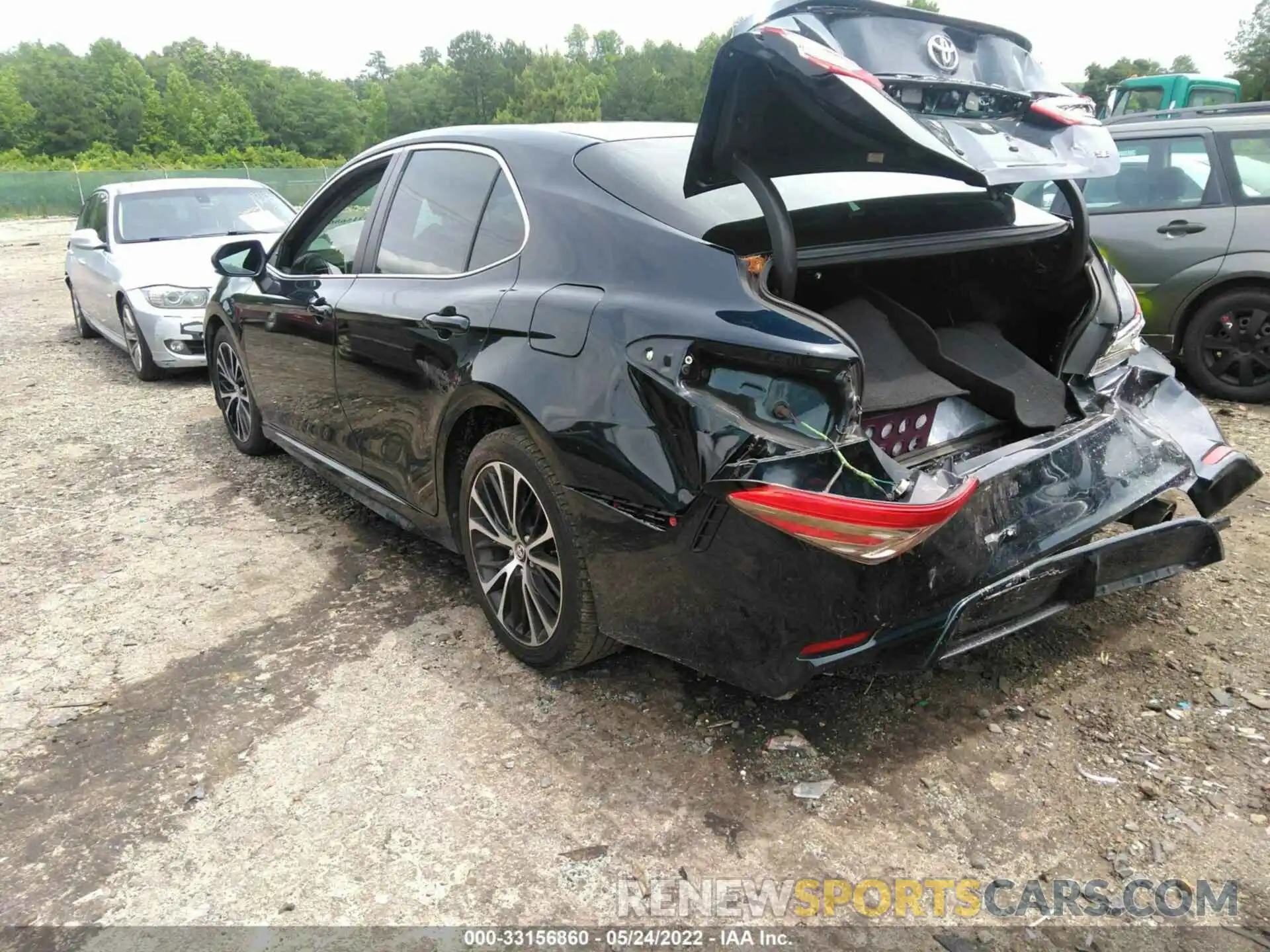 3 Photograph of a damaged car 4T1B11HK9KU275830 TOYOTA CAMRY 2019