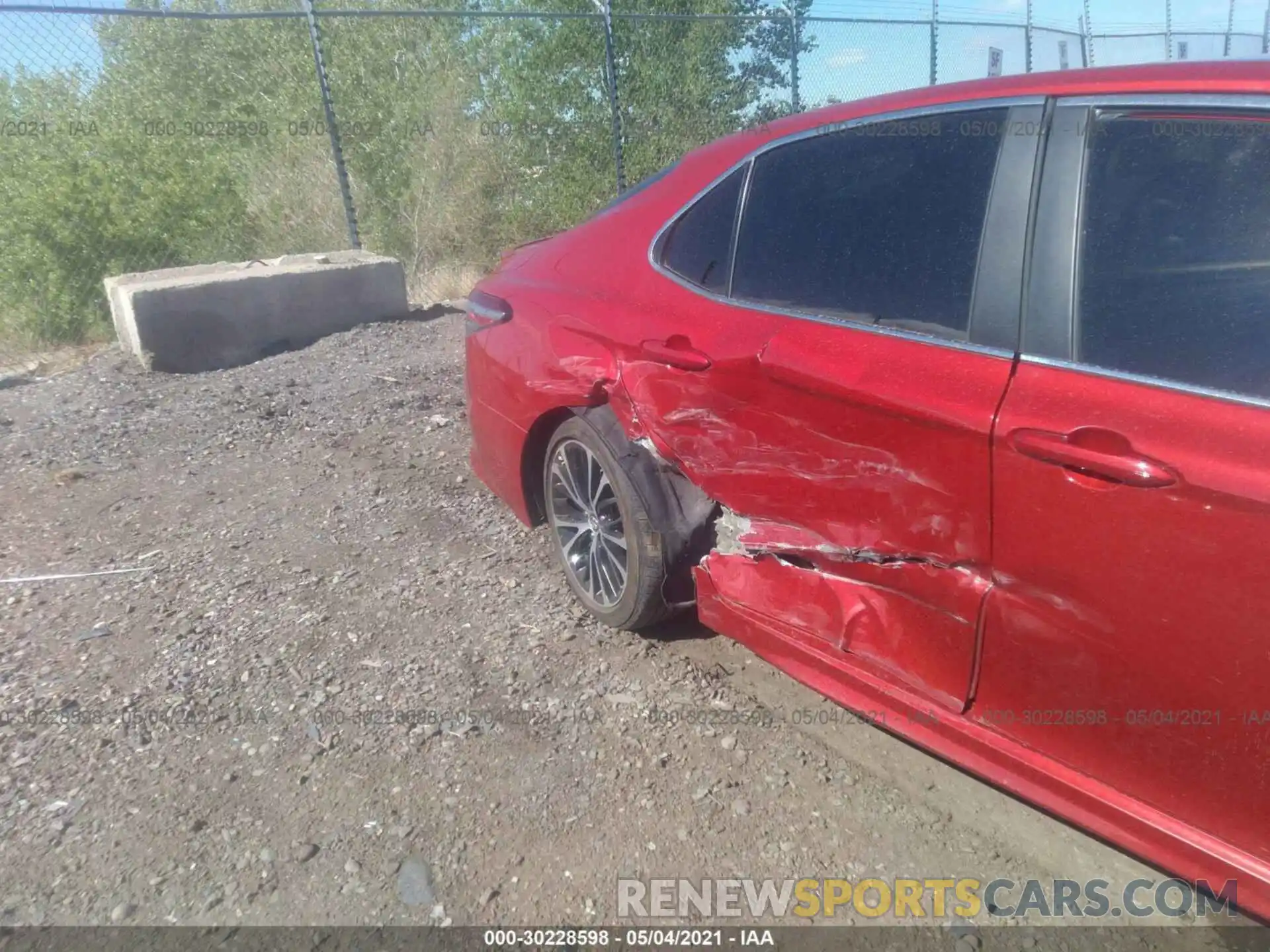 6 Photograph of a damaged car 4T1B11HK9KU277285 TOYOTA CAMRY 2019