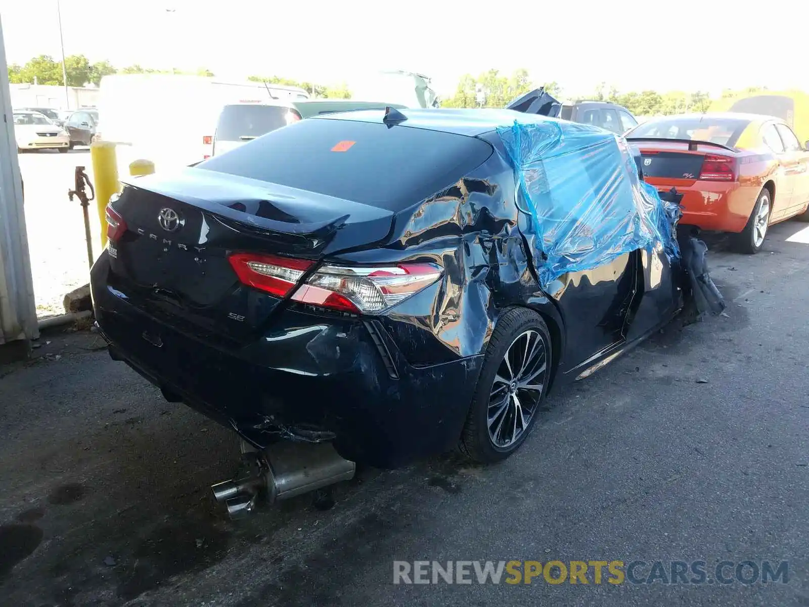 4 Photograph of a damaged car 4T1B11HK9KU278517 TOYOTA CAMRY 2019