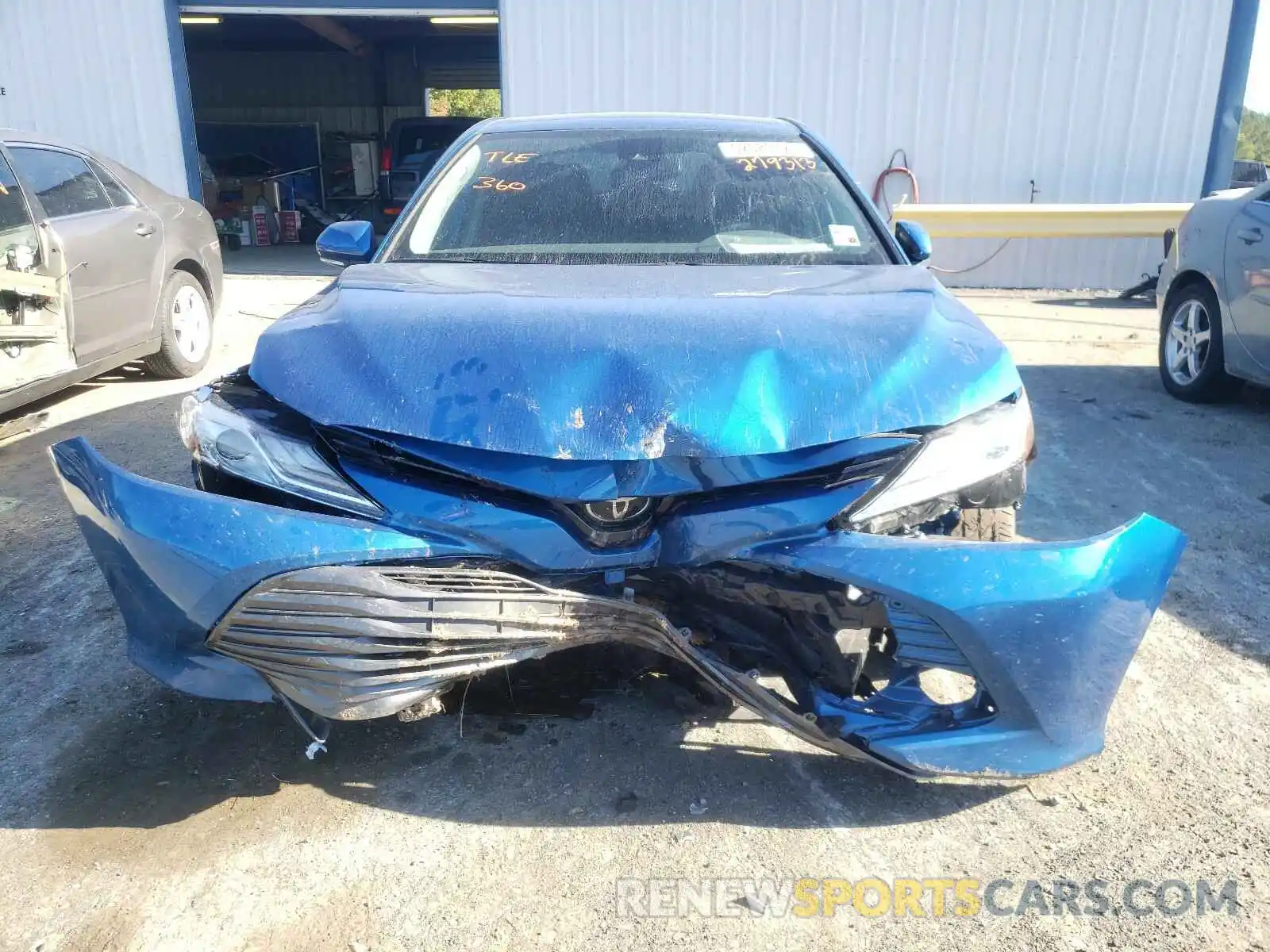 9 Photograph of a damaged car 4T1B11HK9KU279313 TOYOTA CAMRY 2019