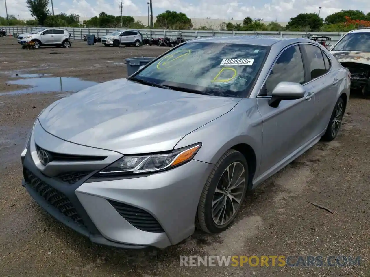 2 Photograph of a damaged car 4T1B11HK9KU279389 TOYOTA CAMRY 2019