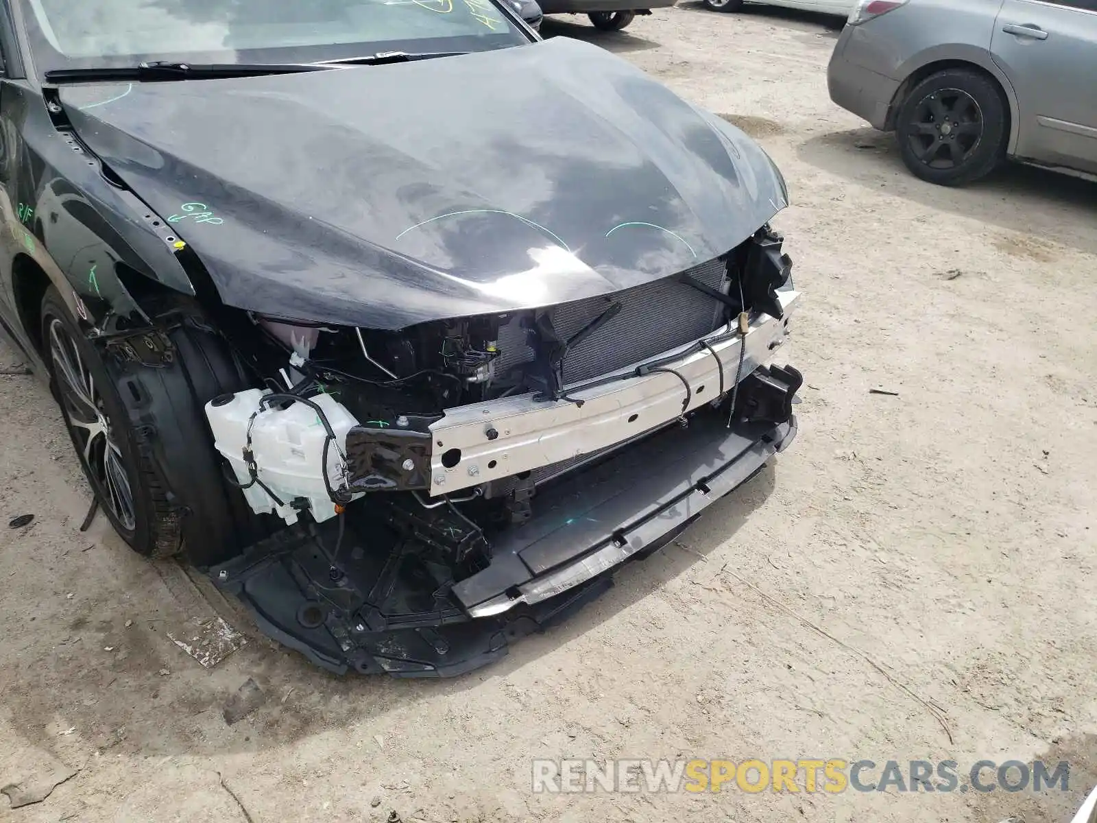 9 Photograph of a damaged car 4T1B11HK9KU281160 TOYOTA CAMRY 2019