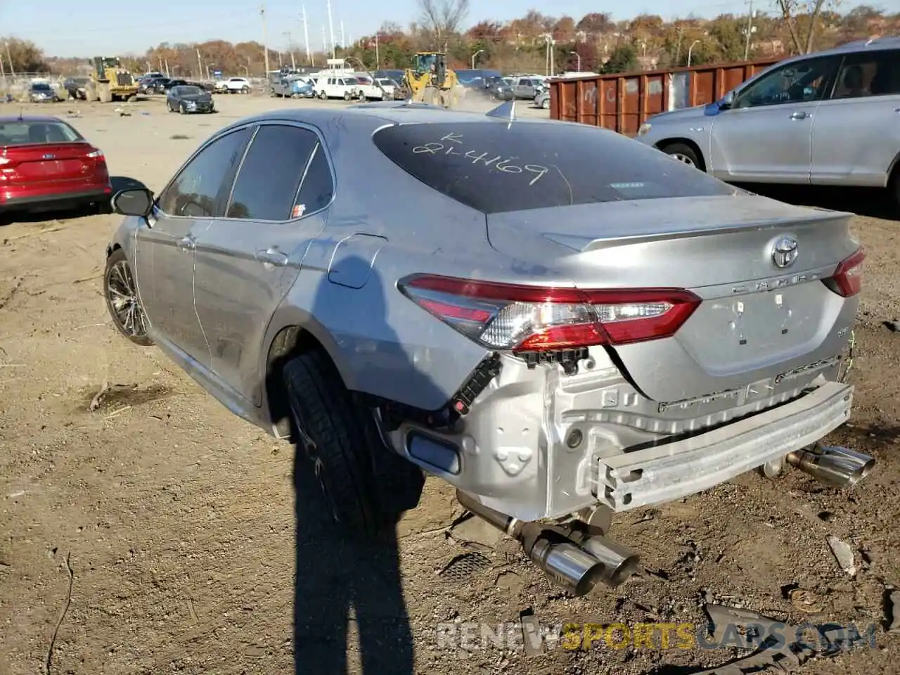 3 Фотография поврежденного автомобиля 4T1B11HK9KU281370 TOYOTA CAMRY 2019