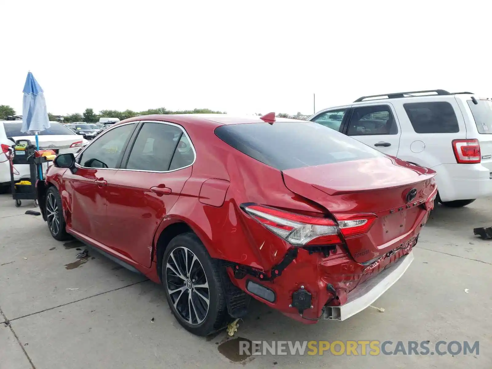 3 Photograph of a damaged car 4T1B11HK9KU282020 TOYOTA CAMRY 2019